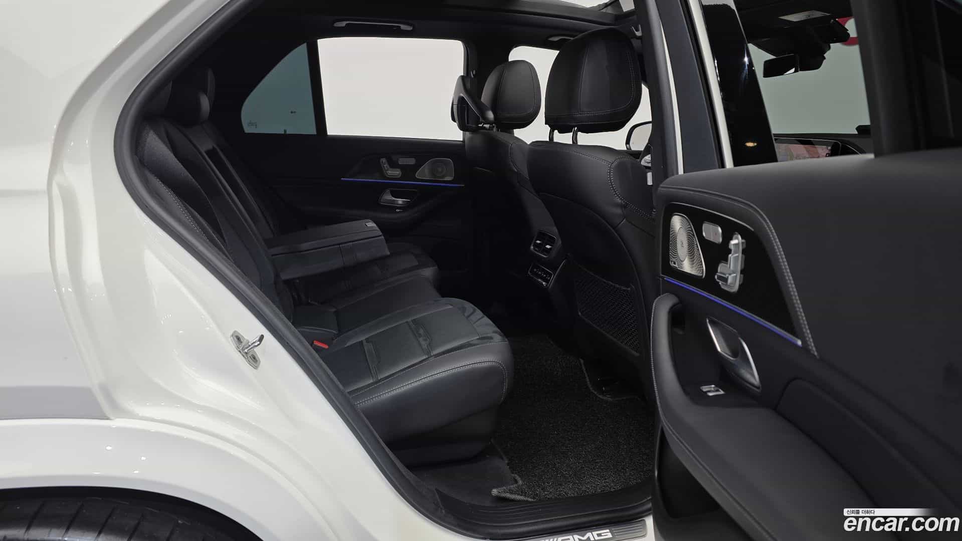 GLE-Class Mercedes-Benz 2023.7-OPTION-016
