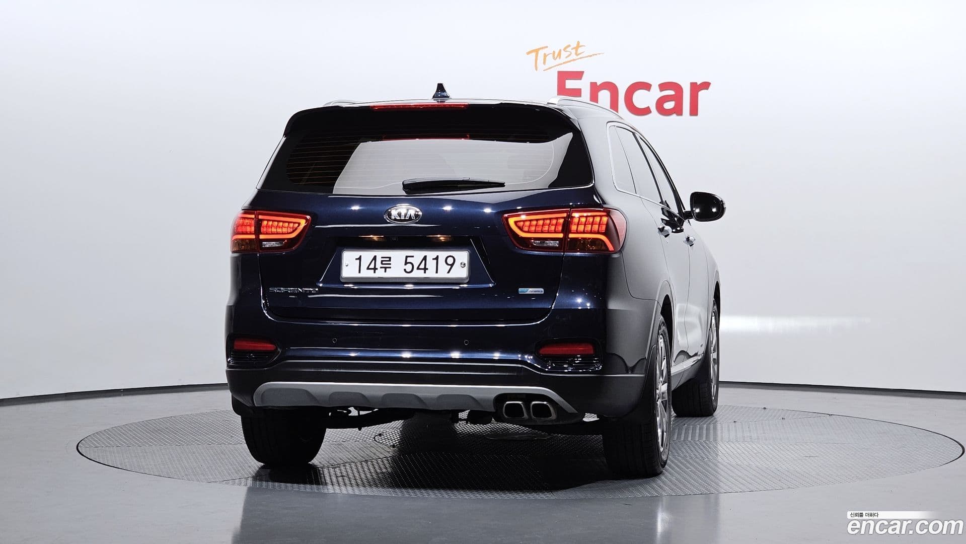 Main__Slider__Photo:Sorento Kia 2018.2-3