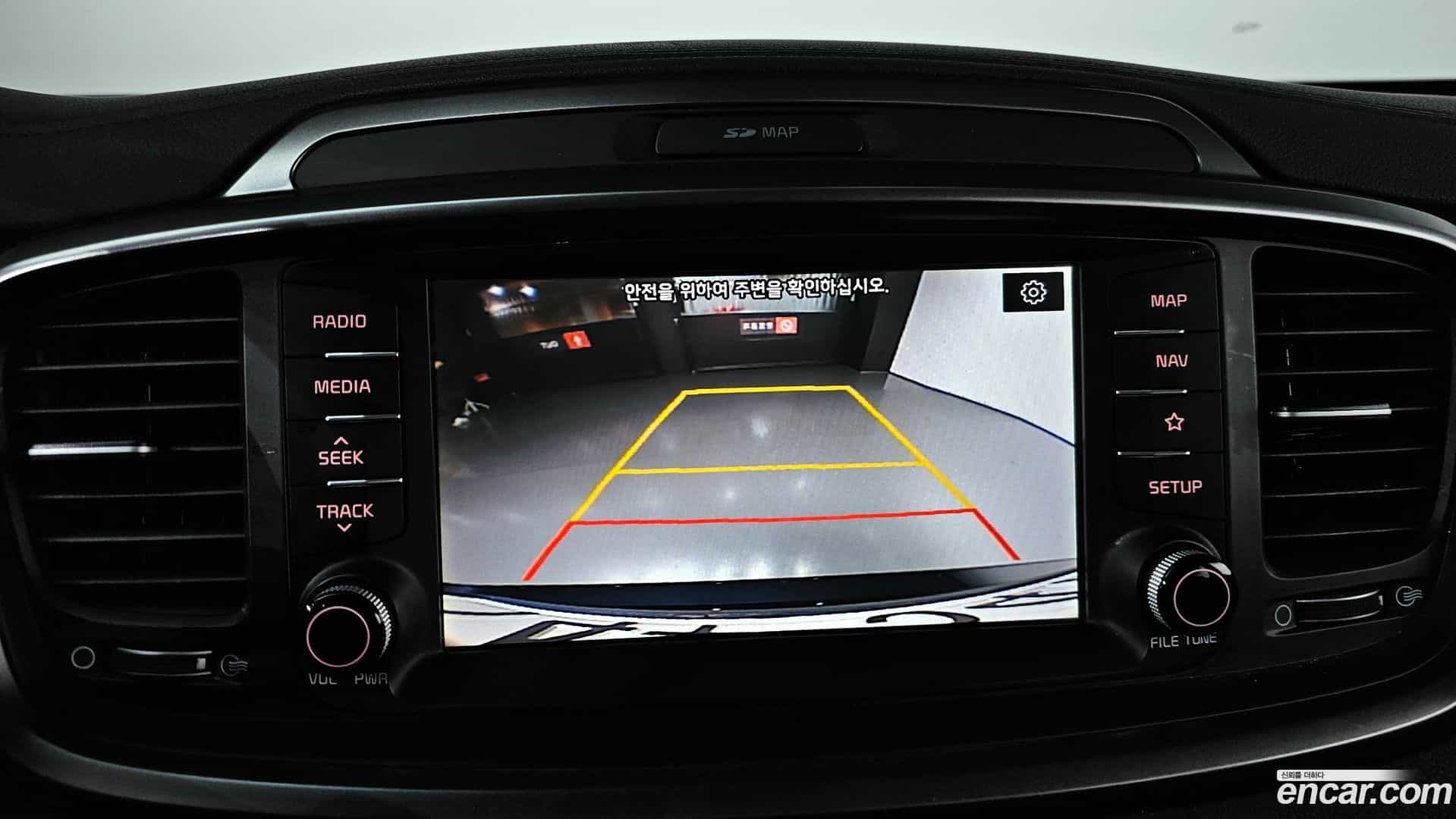 Sorento Kia 2018.2-OPTION-018