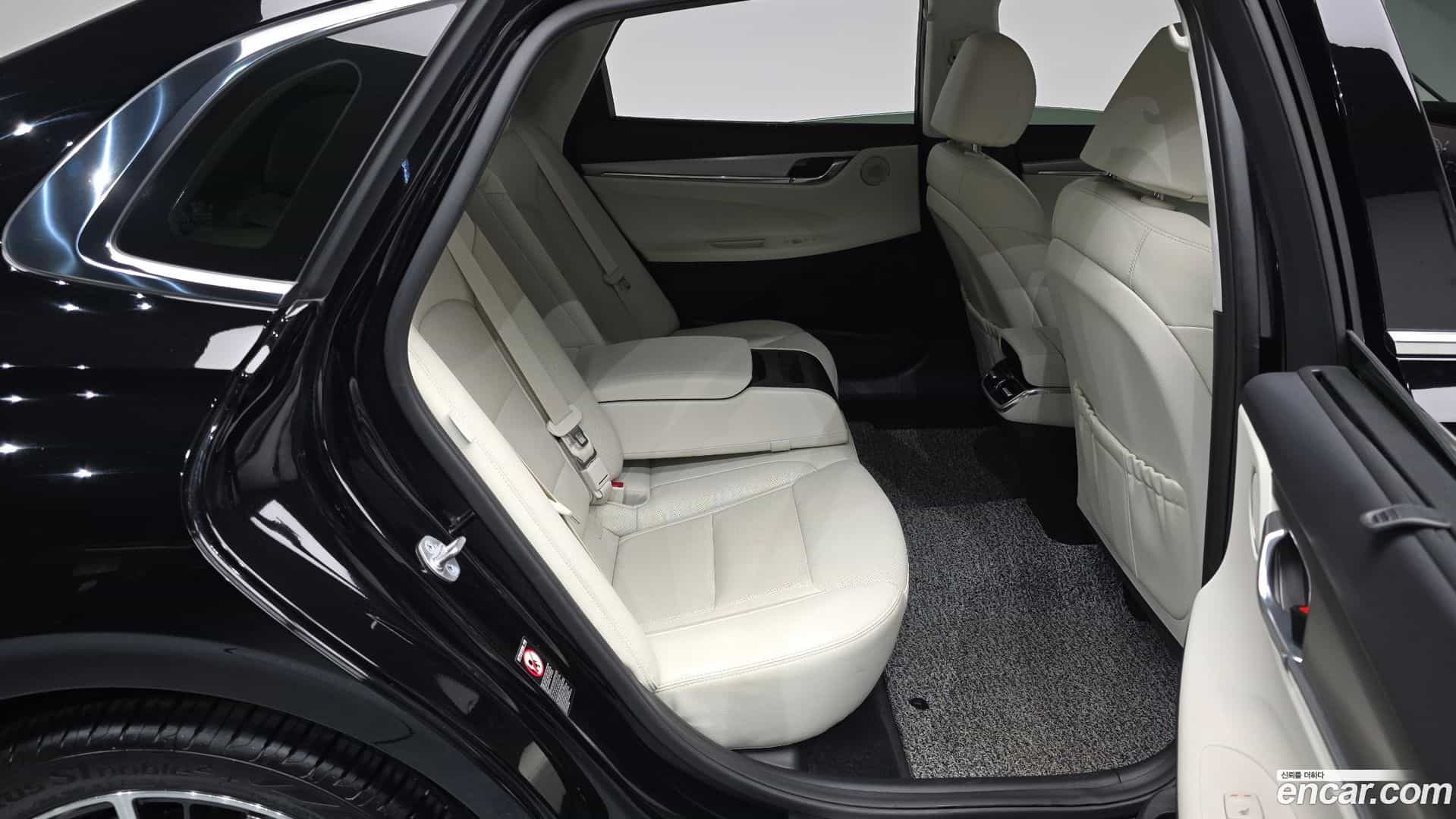 Grandeur Hyundai 2022.9-OPTION-016
