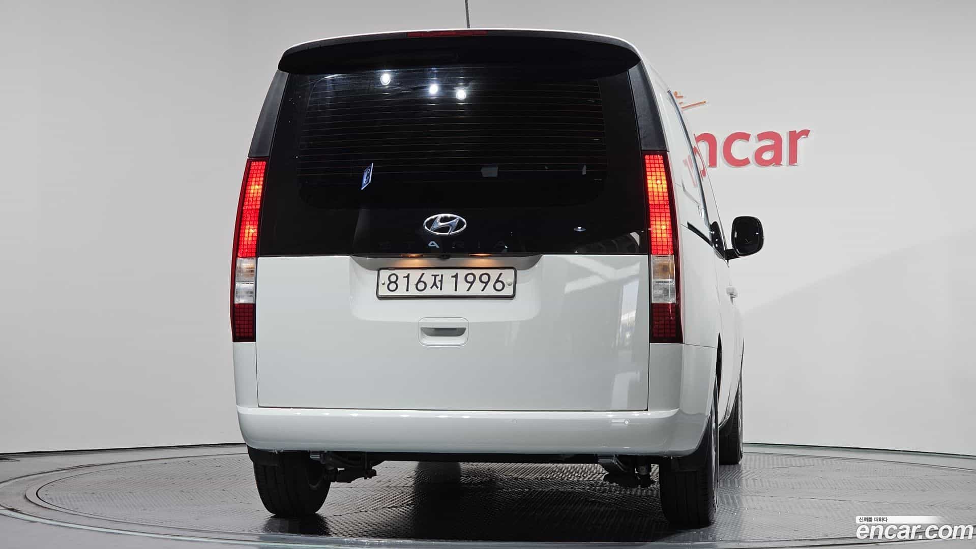 Staria Hyundai 2022.0-OUTER-004