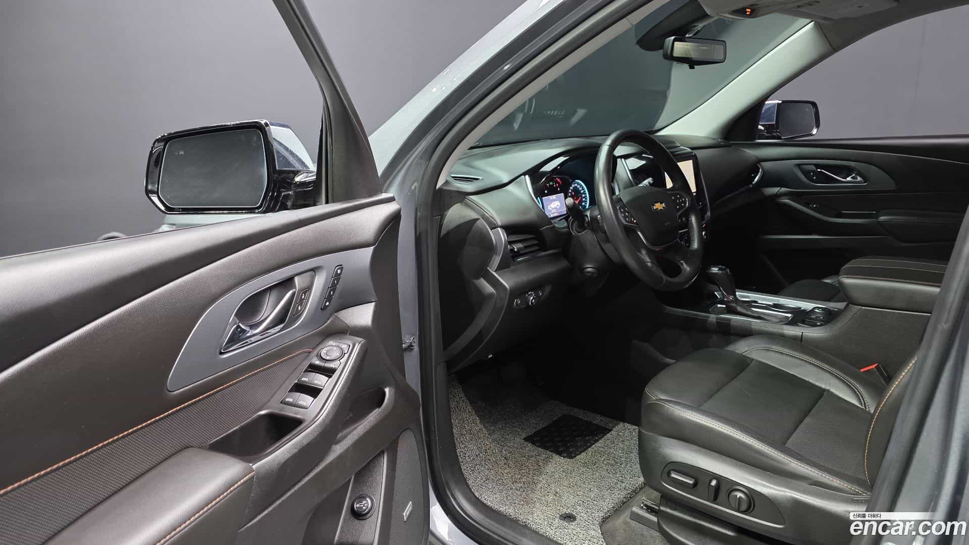 Traverse Chevrolet 2020.6-INNER-010