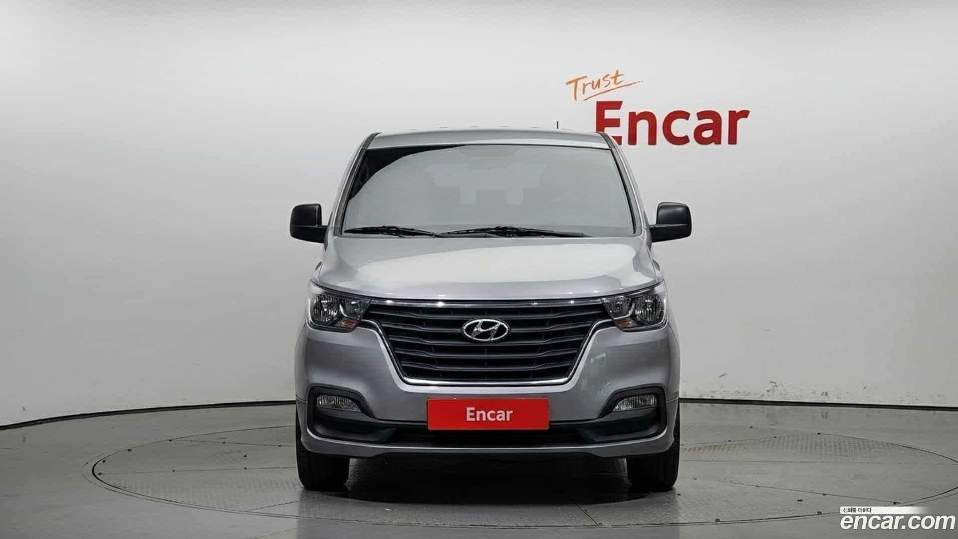 Starex Hyundai 2018.2-OUTER-003