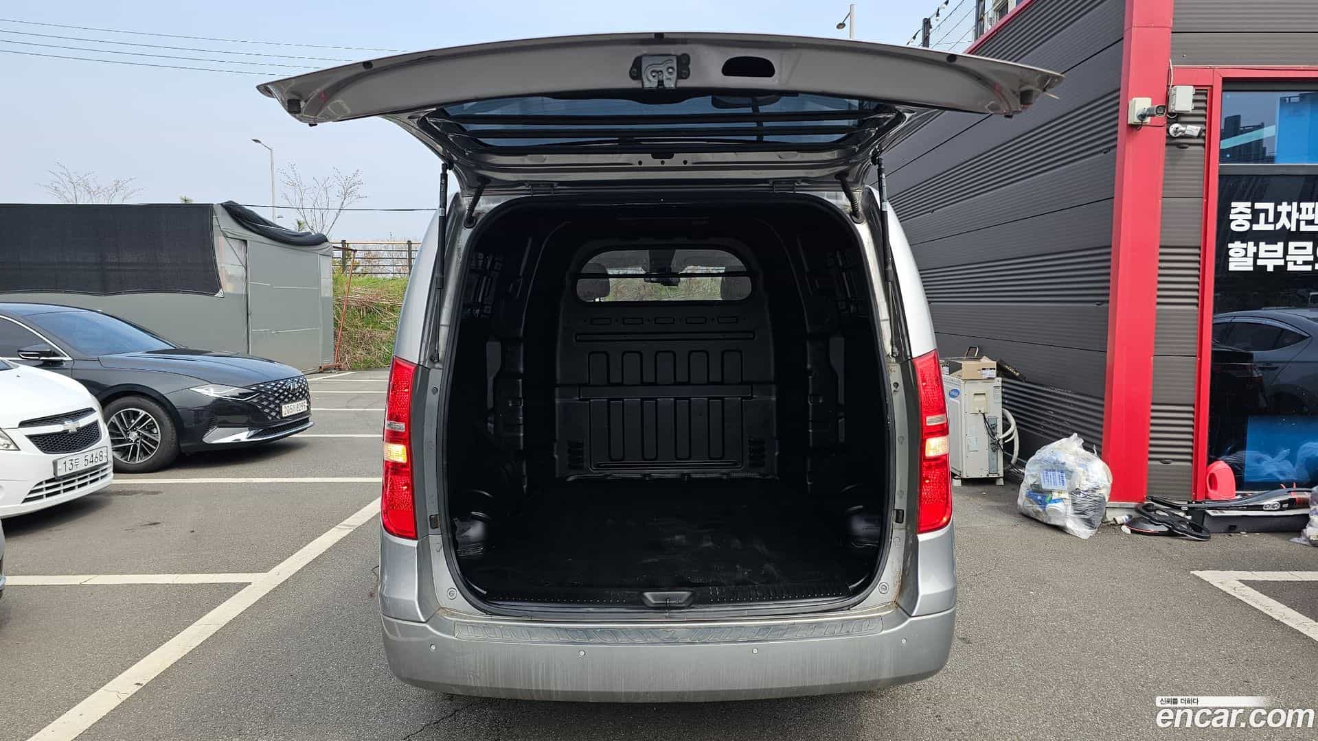 Starex Hyundai 2018.2-OPTION-024