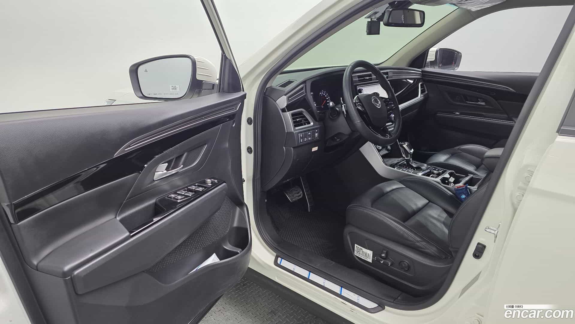 KORANDO KG Mobility 2024.1-INNER-010