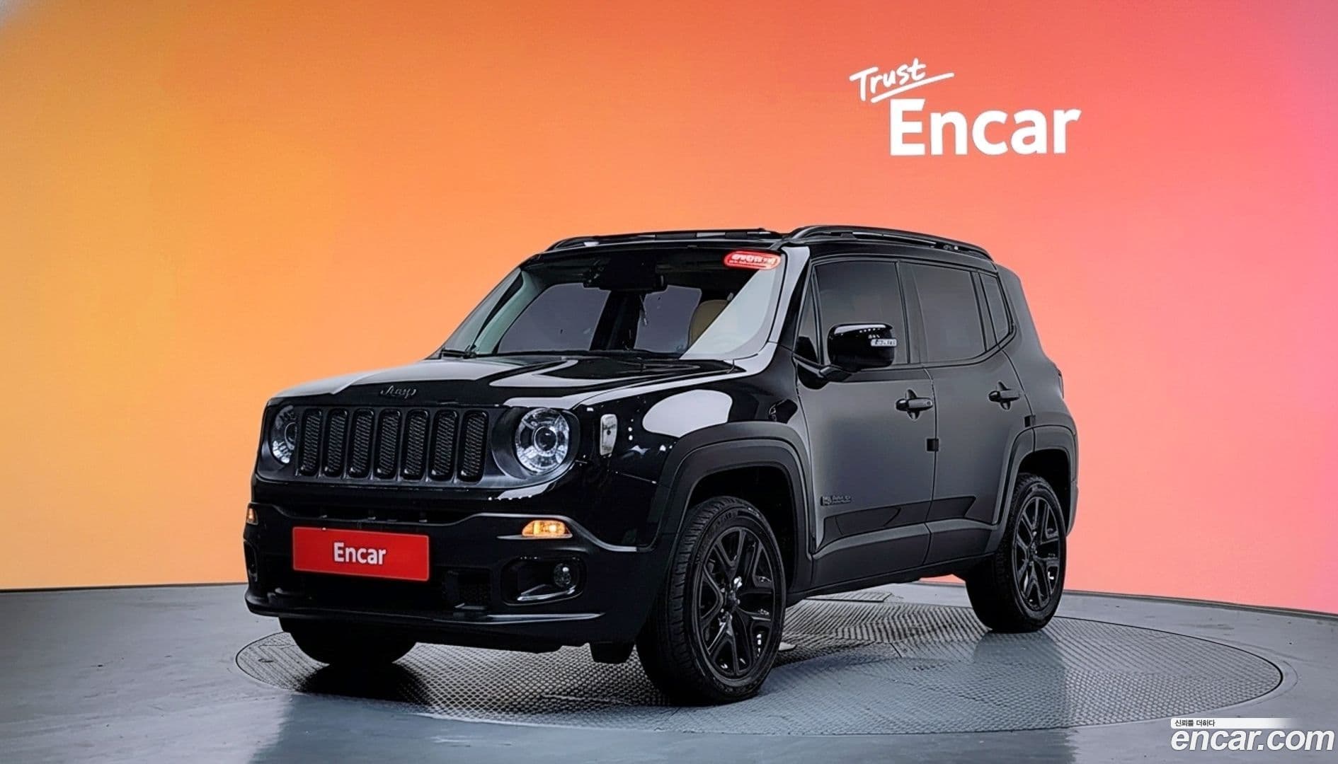 Main__Slider__Photo:Renegade Jeep 2018.11-0
