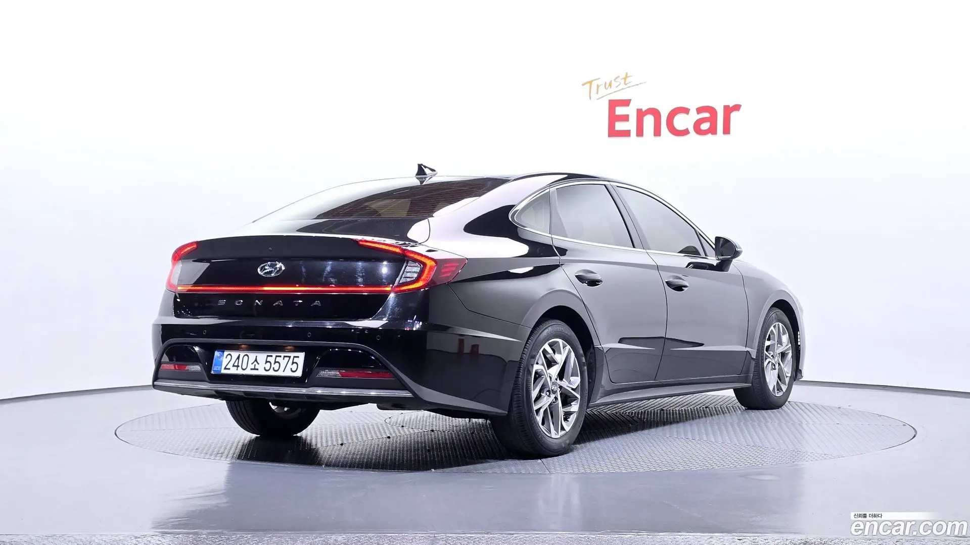 Main__Slider__Photo:Sonata Hyundai 2021.1-1