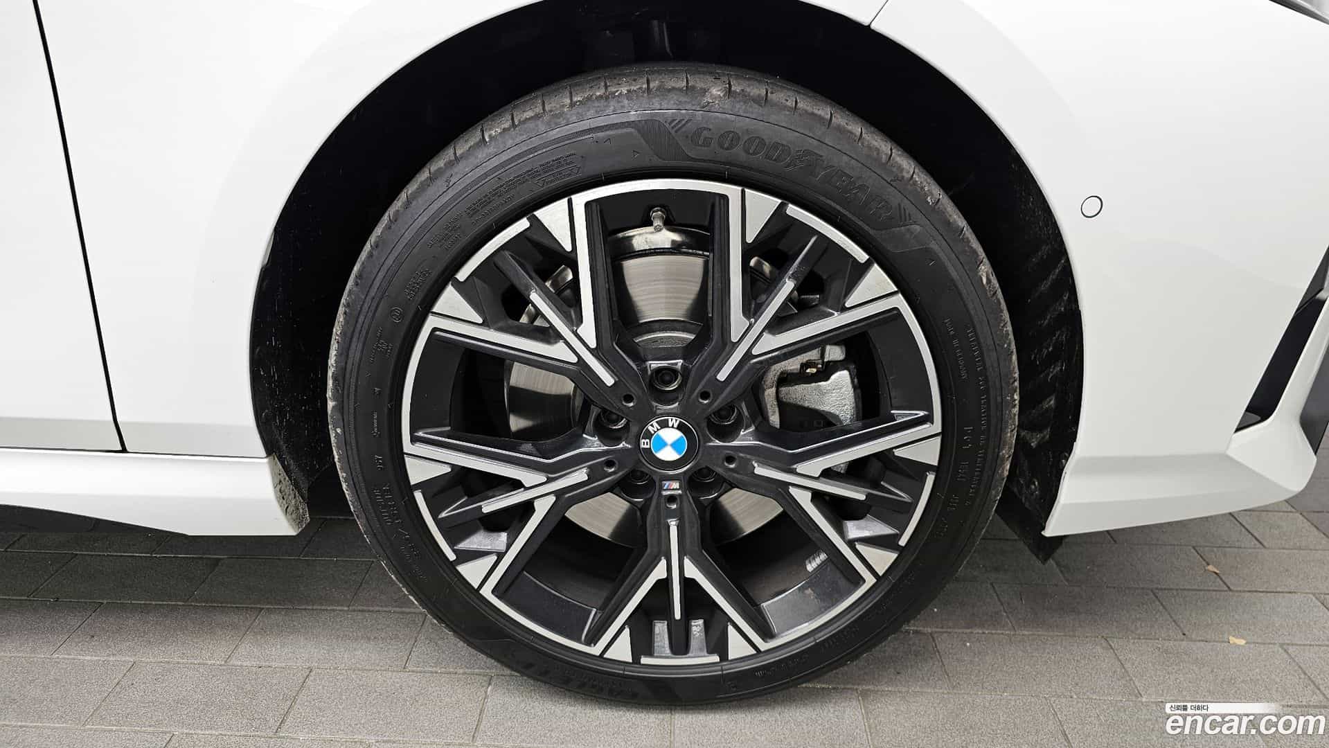 1-Series BMW 2025.7-OUTER-005