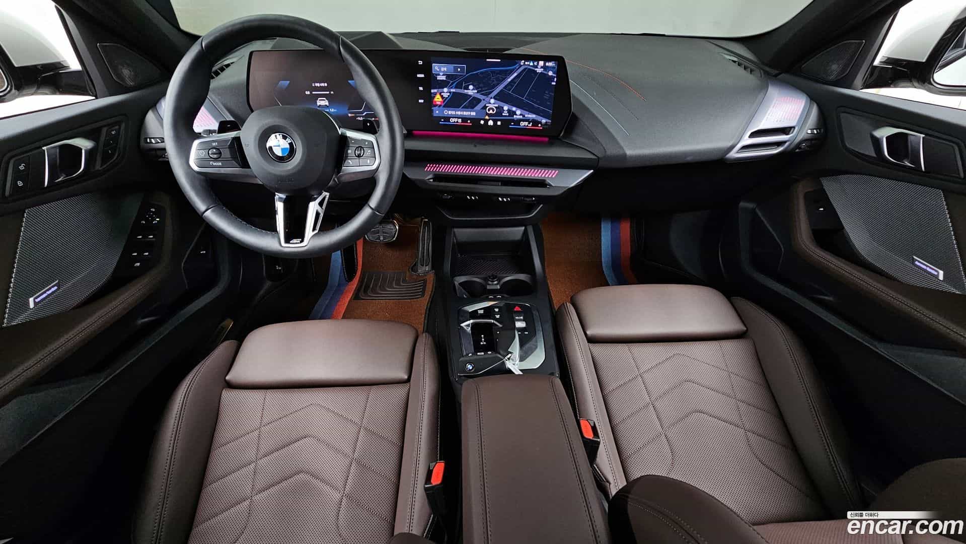 1-Series BMW 2025.7-INNER-007