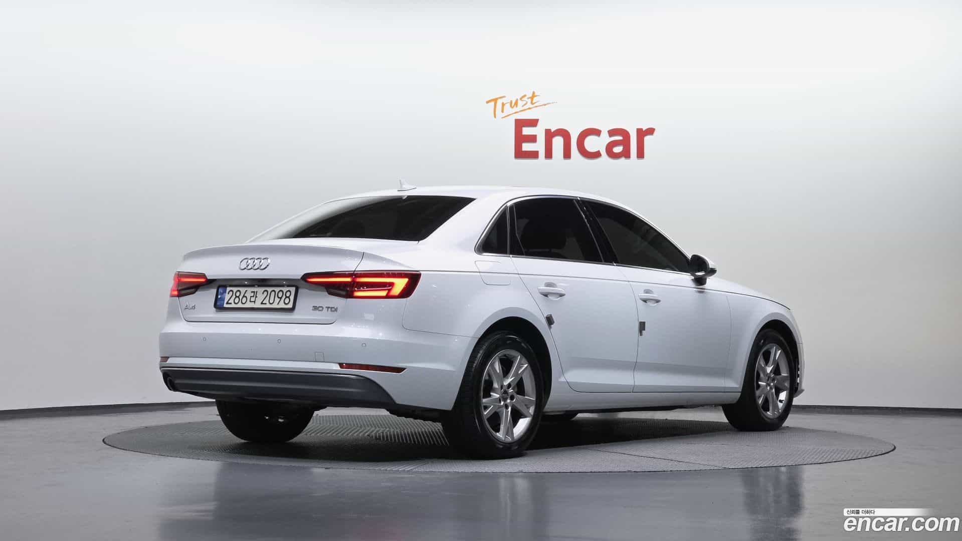 A4 Audi 2018.9-OUTER-002