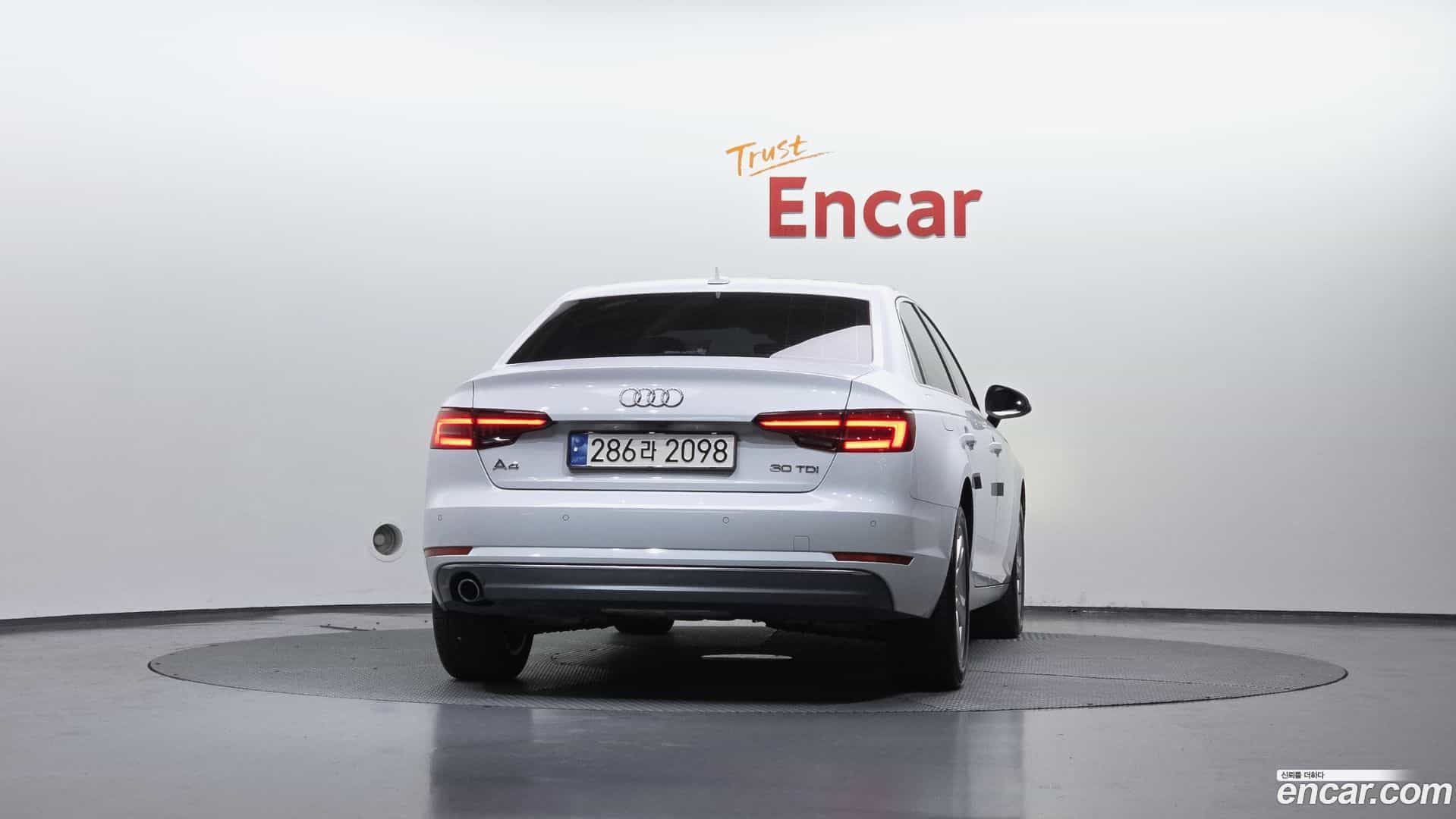 A4 Audi 2018.9-OUTER-004