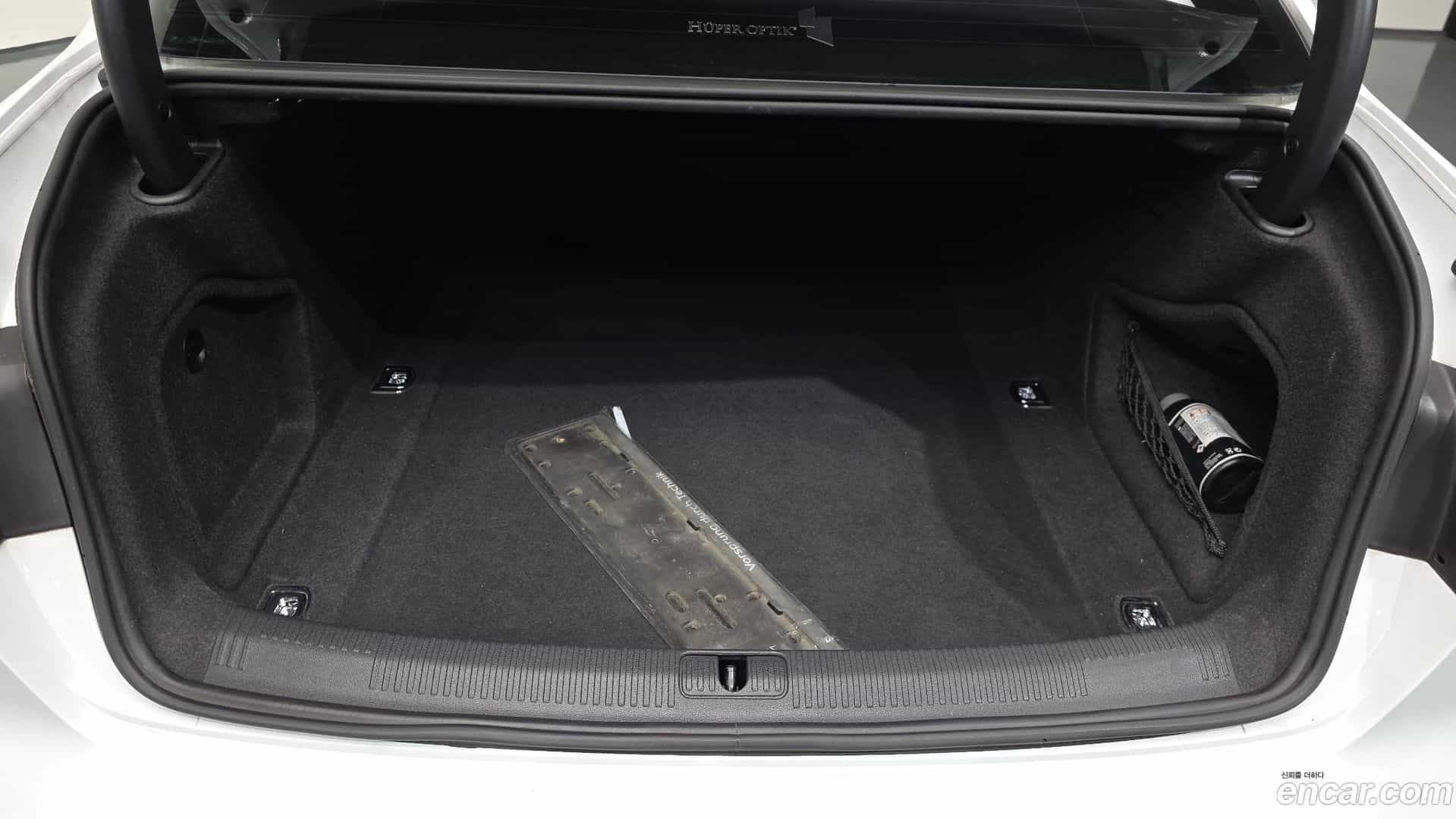 A4 Audi 2018.9-OPTION-024
