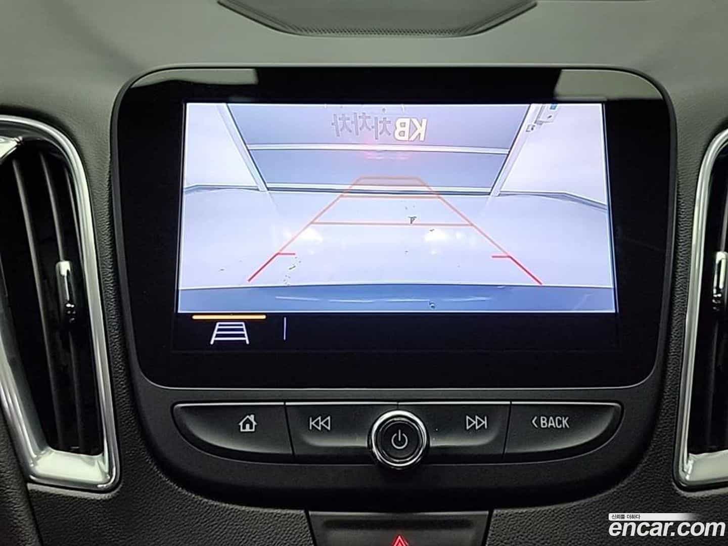 Malibu Chevrolet 2020.6-OPTION-020