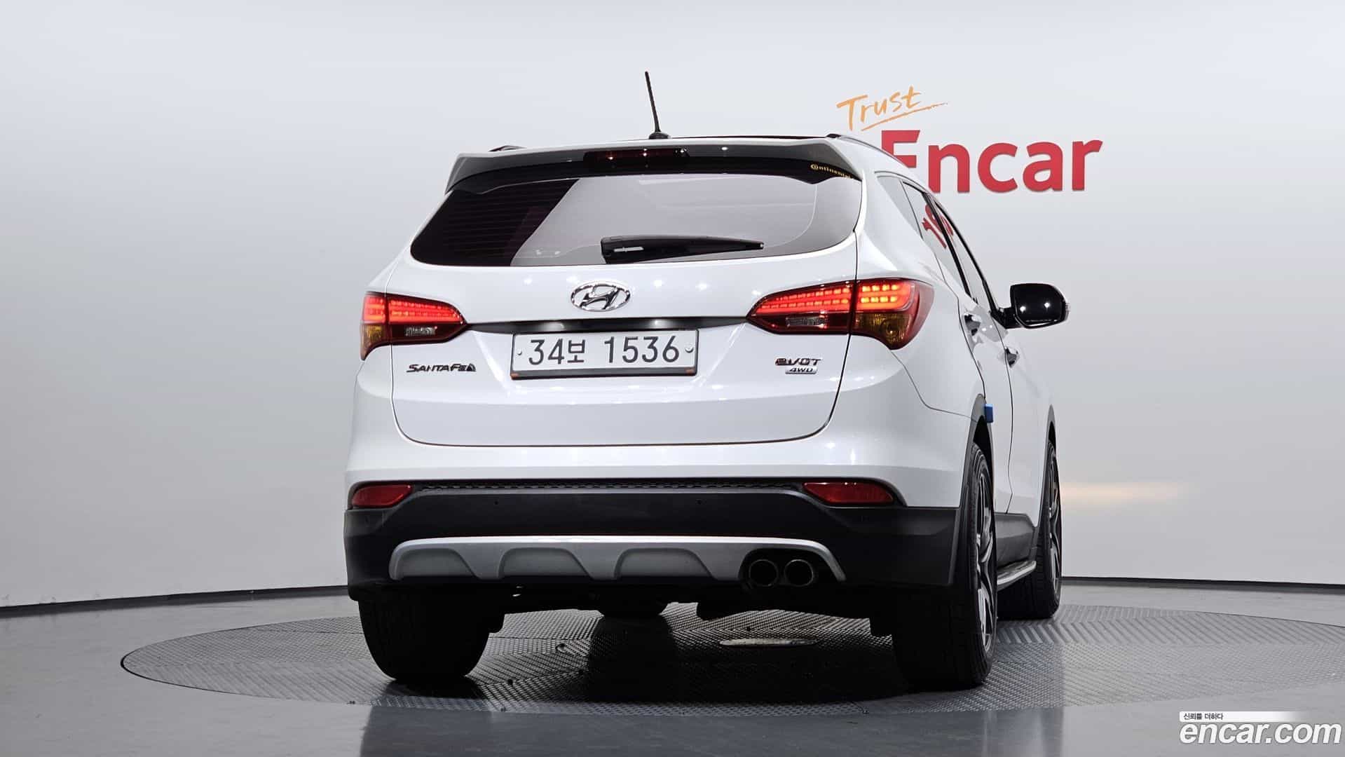 Santafe Hyundai 2014.5-OUTER-004