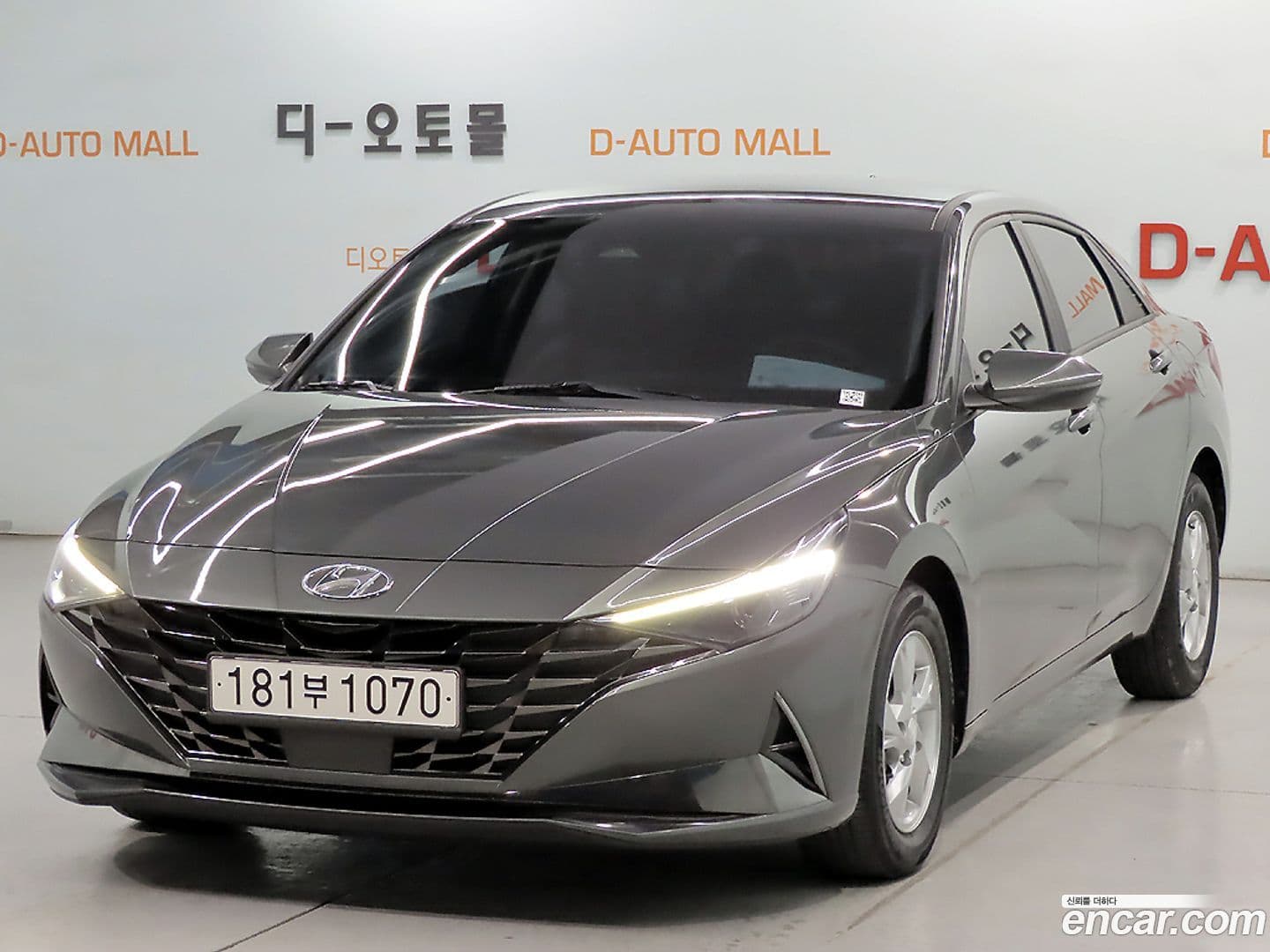 Main__Slider__Photo:AVANTE Hyundai 2022.2-0