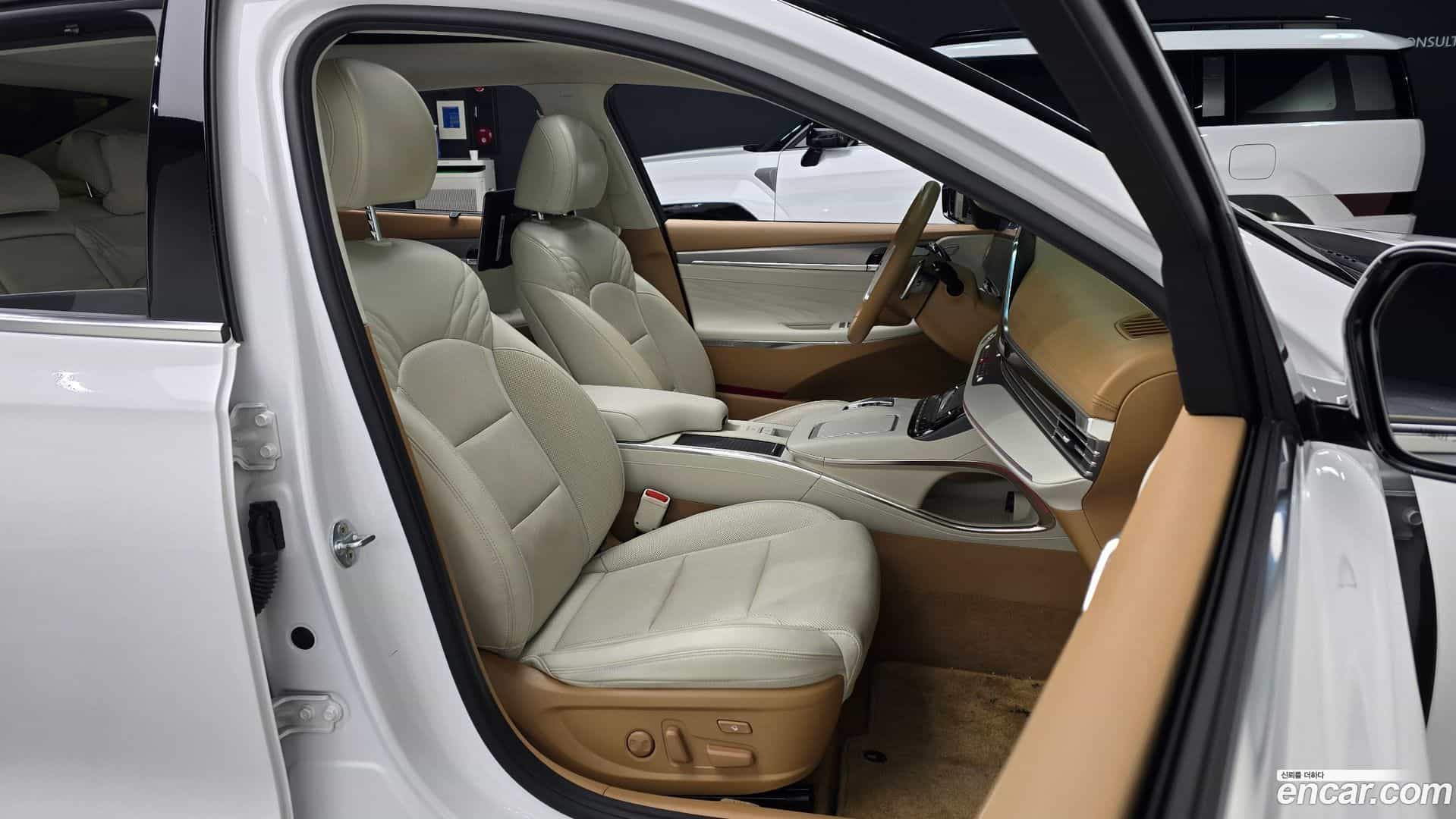 Grandeur Hyundai 2020.6-INNER-010