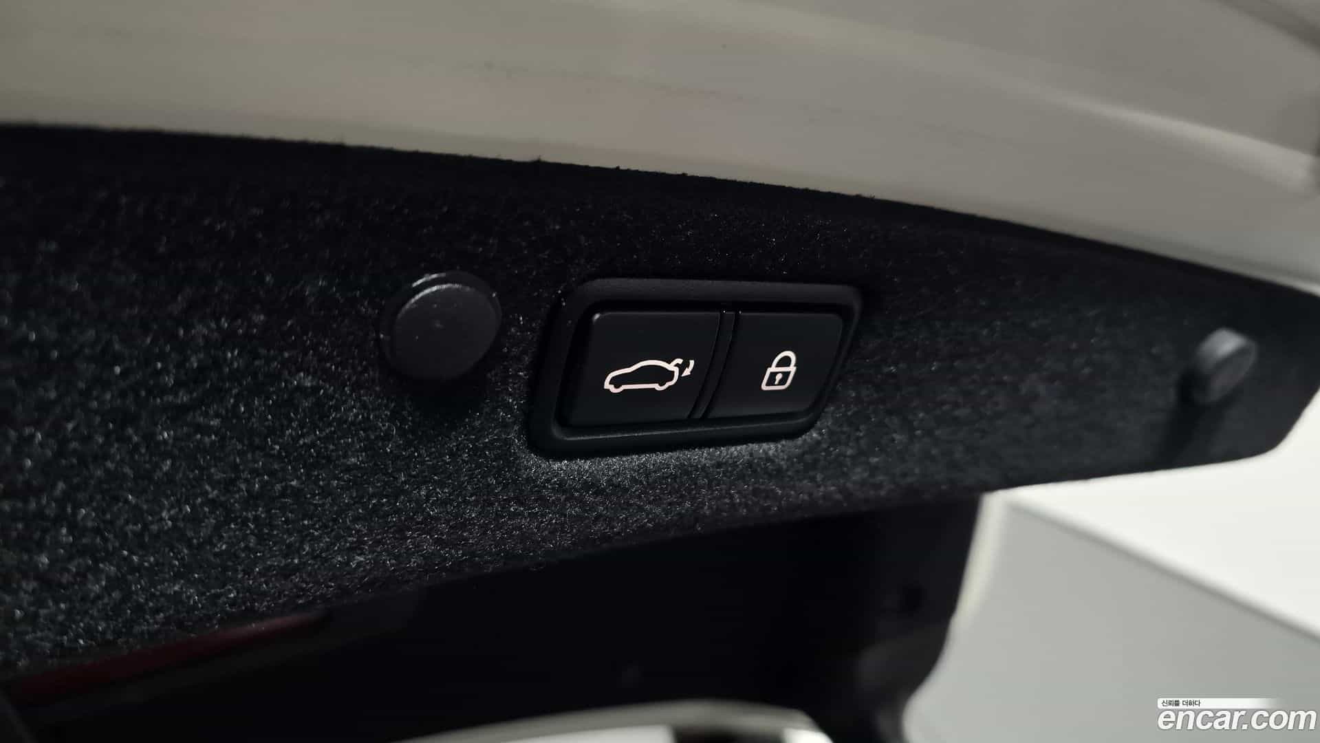Grandeur Hyundai 2020.6-OPTION-024