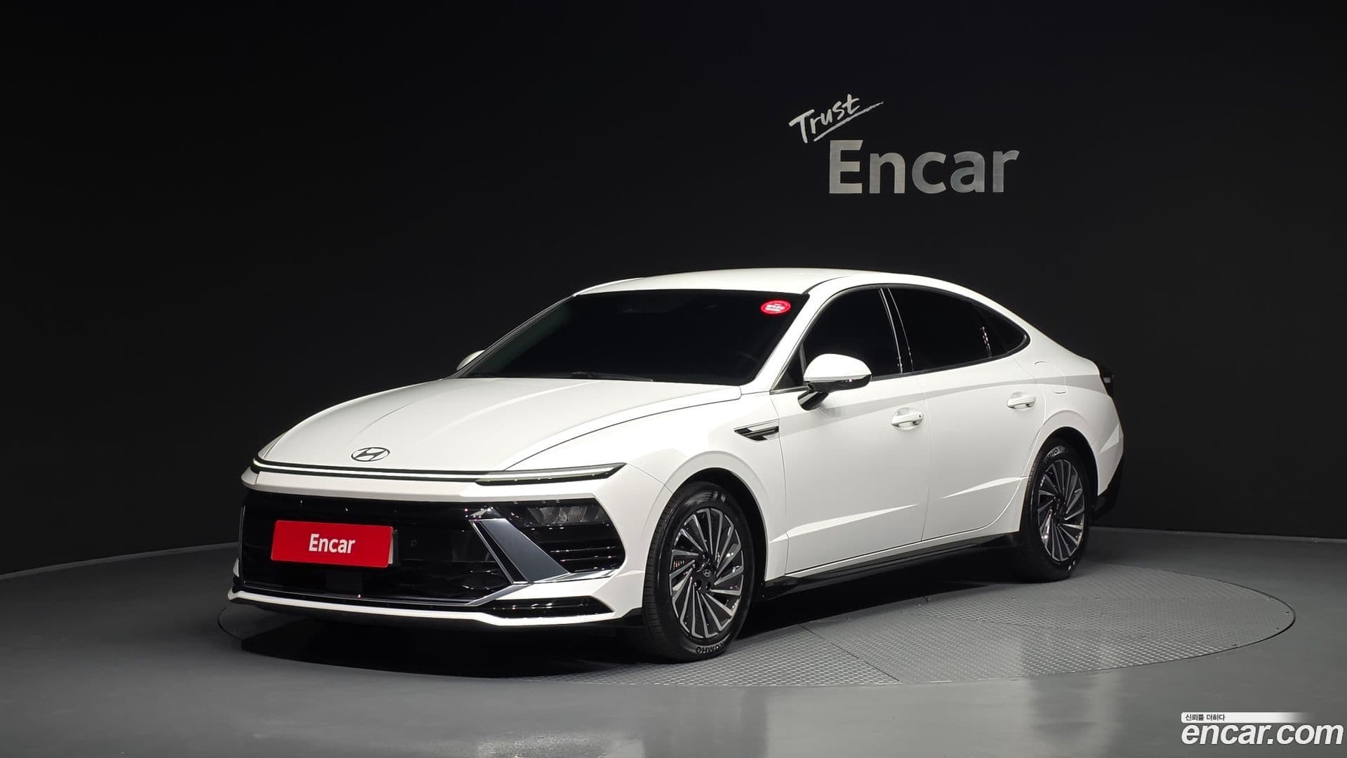 Main__Slider__Photo:Sonata Hyundai 2023.8-0