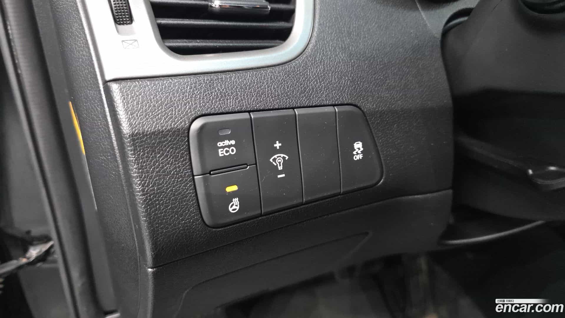 AVANTE Hyundai 2013.0-OPTION-022