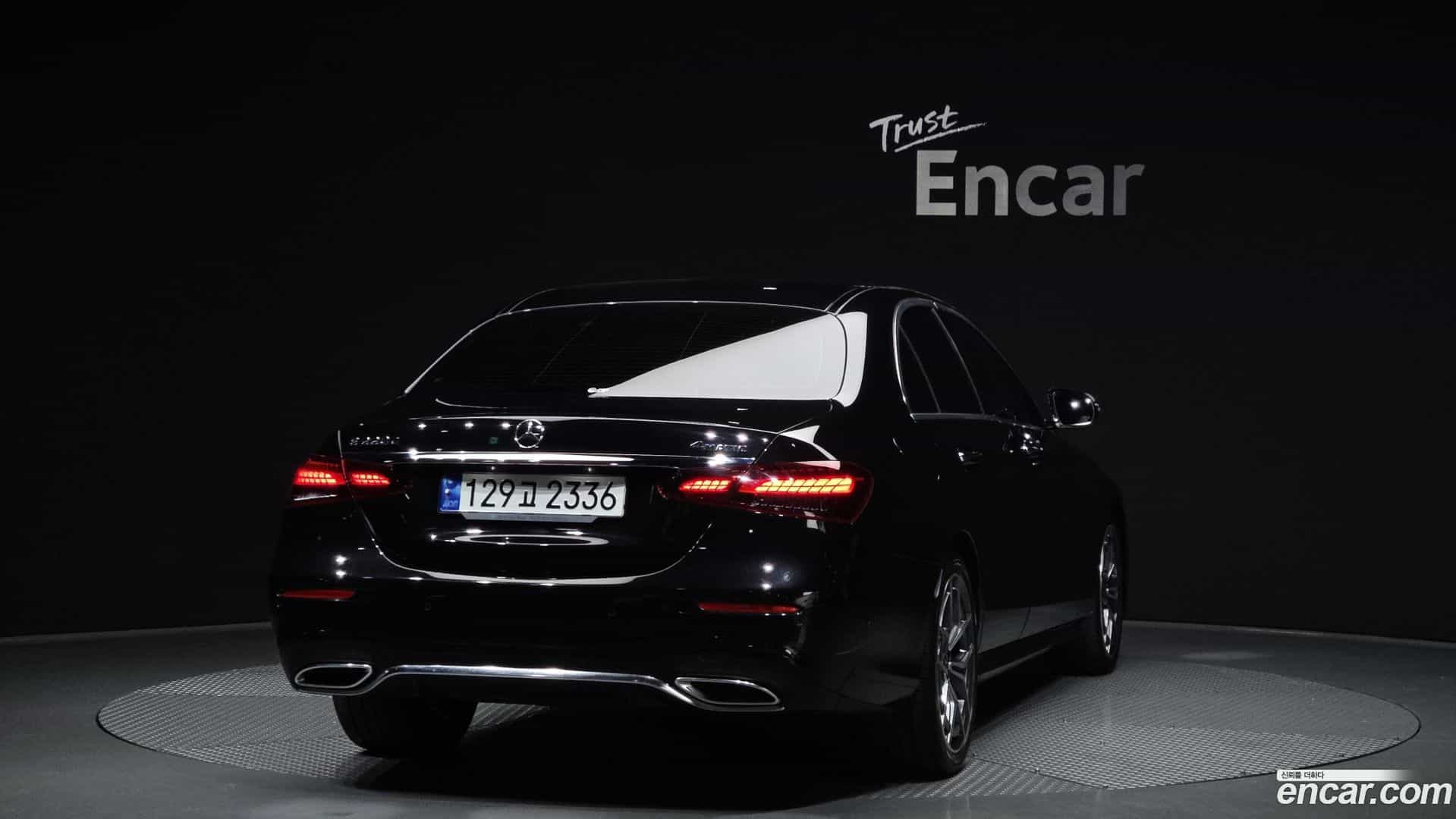 E-Class Mercedes-Benz 2022.6-OUTER-002