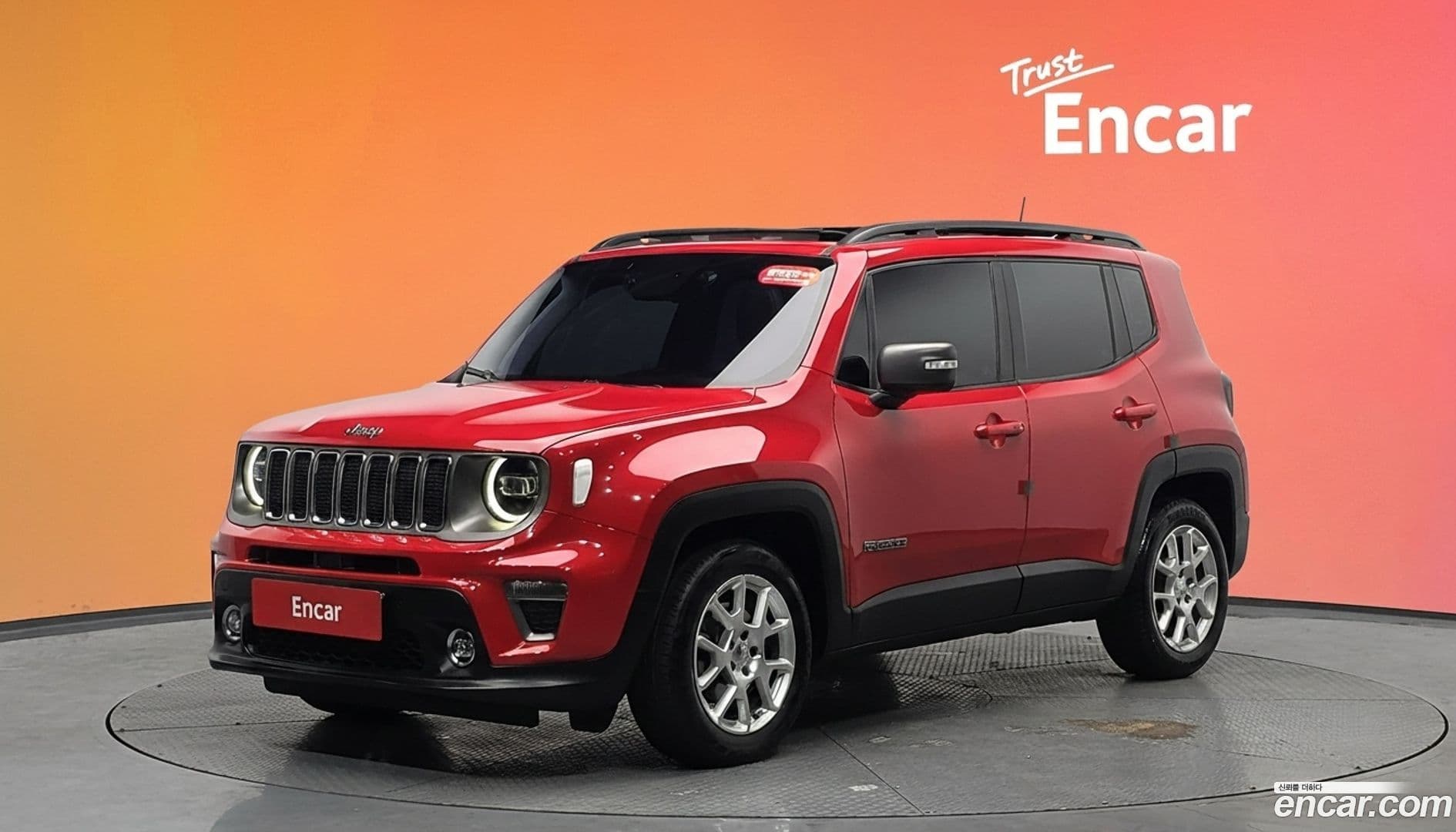 Main__Slider__Photo:Renegade Jeep 2020.8-0