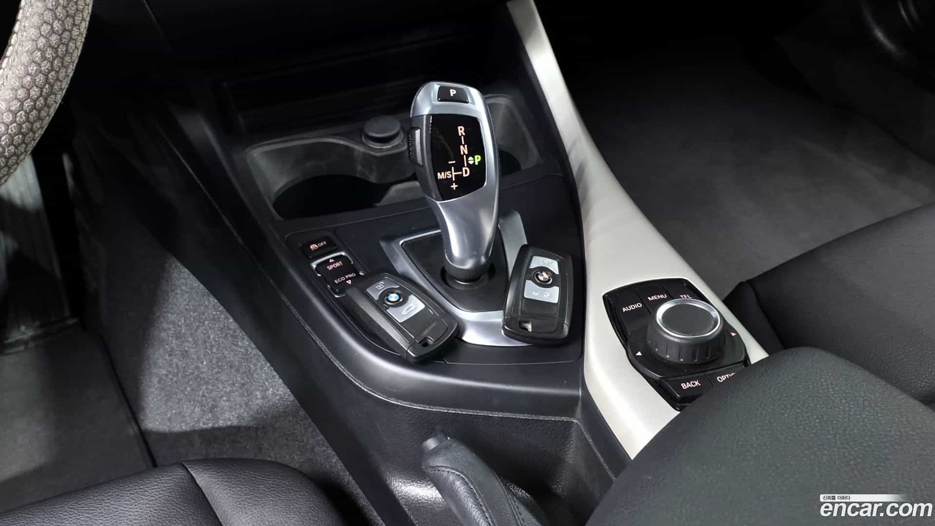 1-Series BMW 2017.4-INNER-009