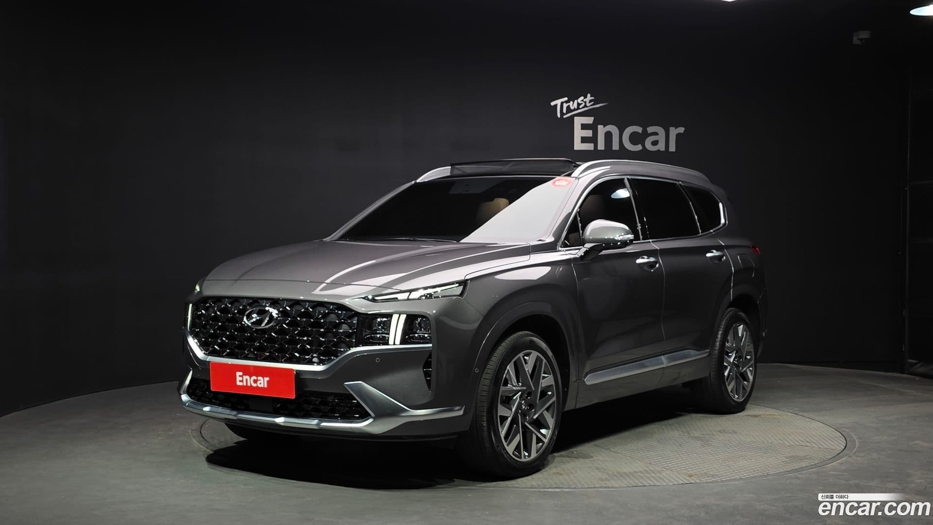 Main__Slider__Photo:Santafe Hyundai 2021.5-0