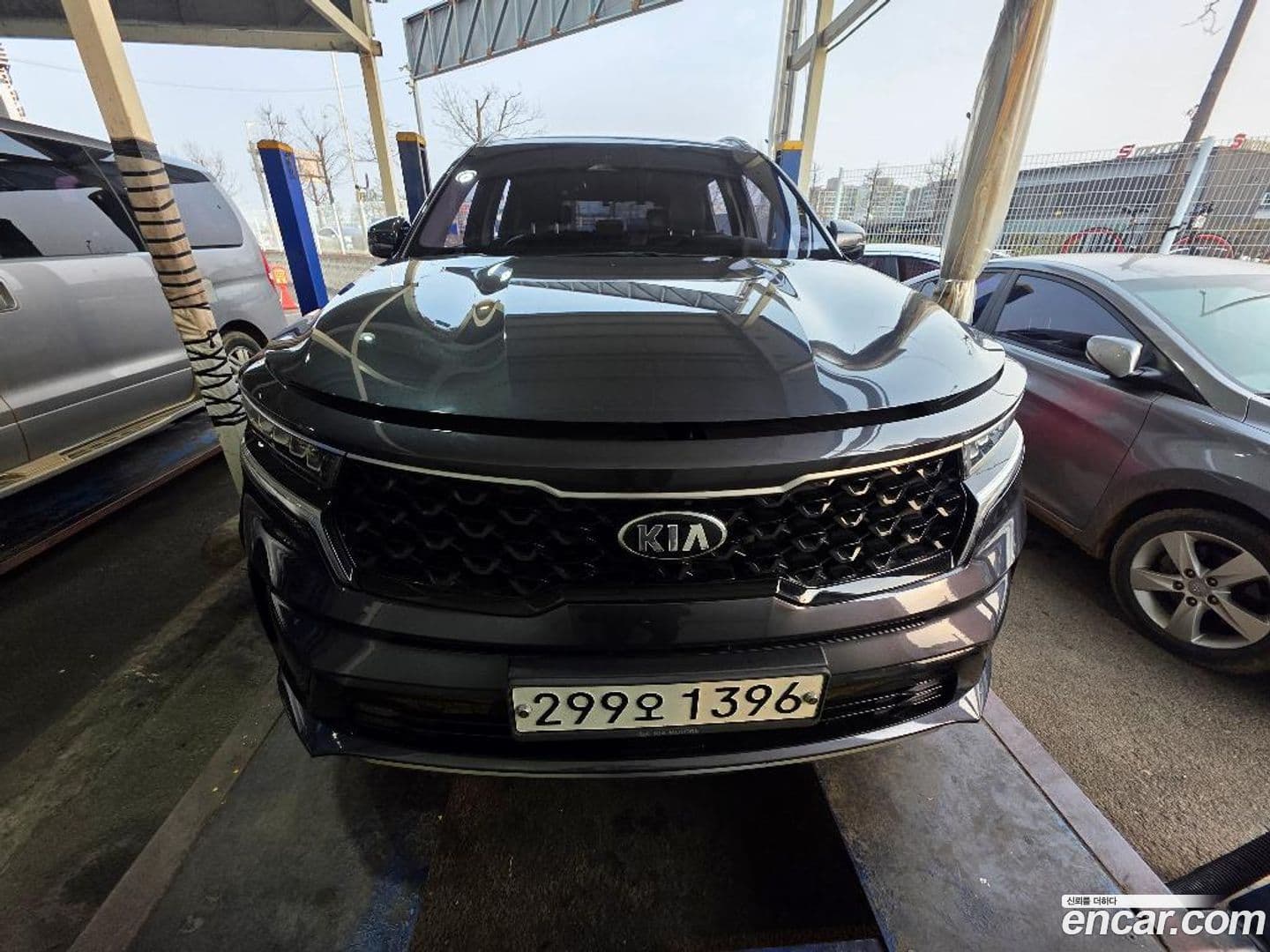 Main__Slider__Photo:Sorento Kia 2020.3-0