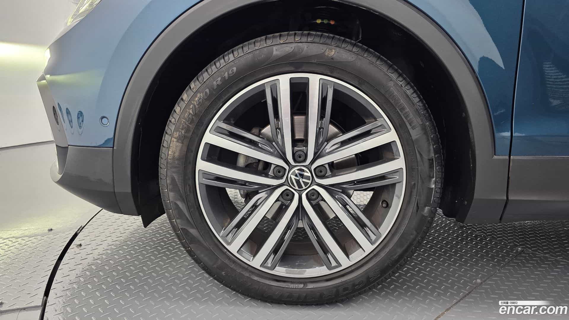 Tiguan Volkswagen 2022.11-OUTER-005