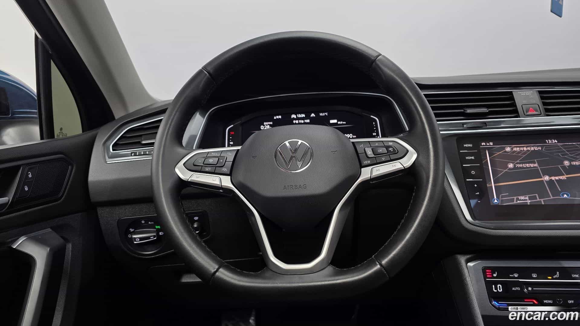 Tiguan Volkswagen 2022.11-OPTION-017