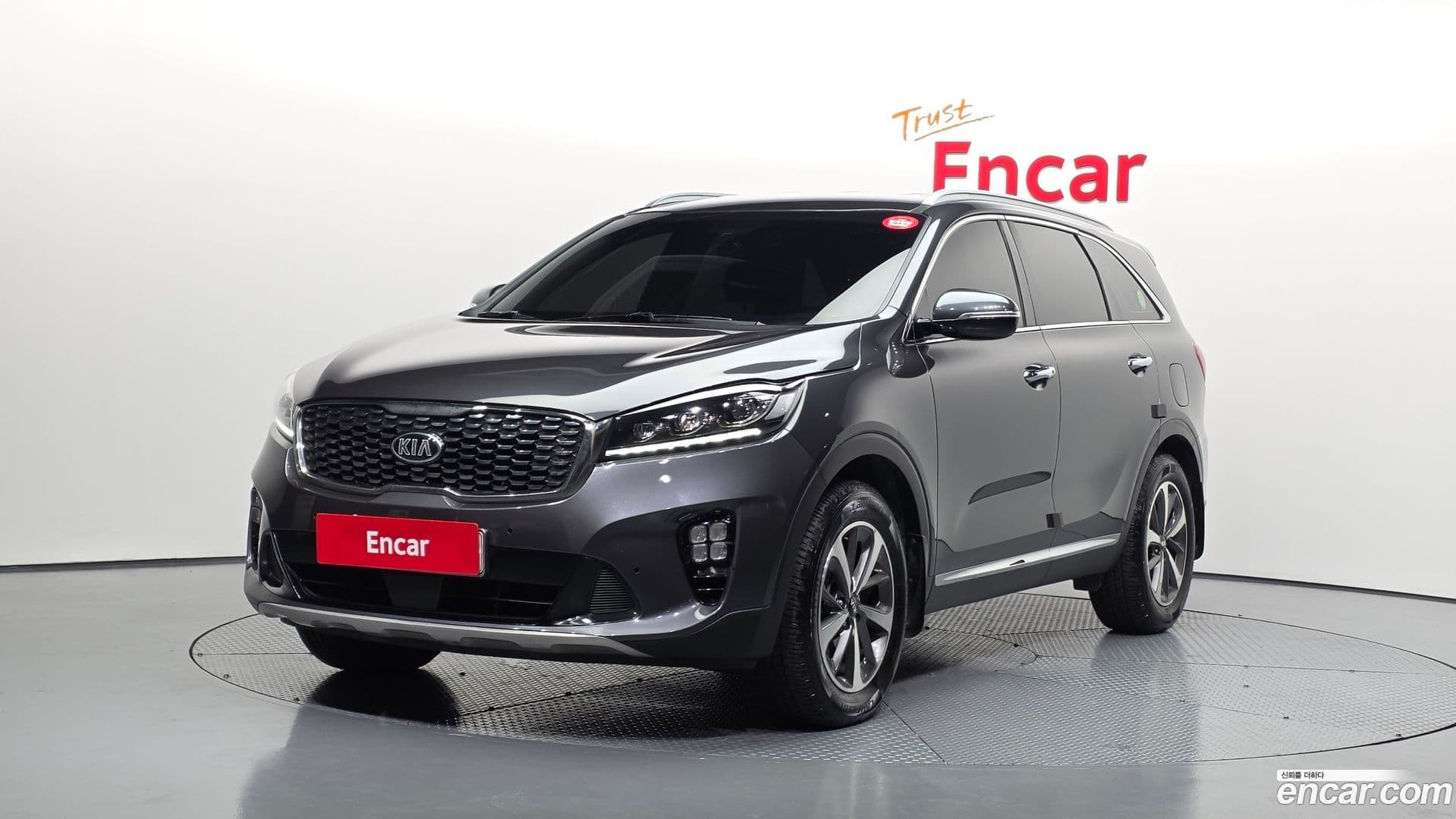 Main__Slider__Photo:Sorento Kia 2018.10-0