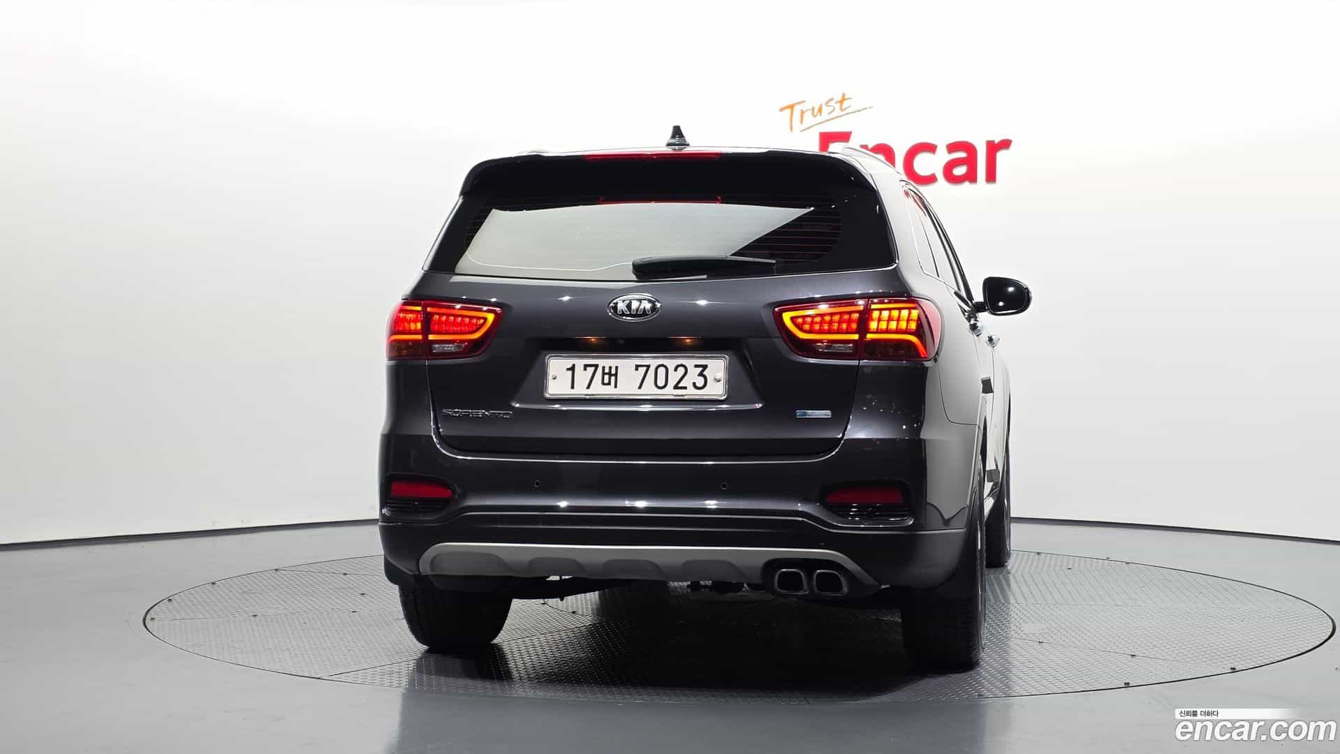 Sorento Kia 2018.10-OUTER-004