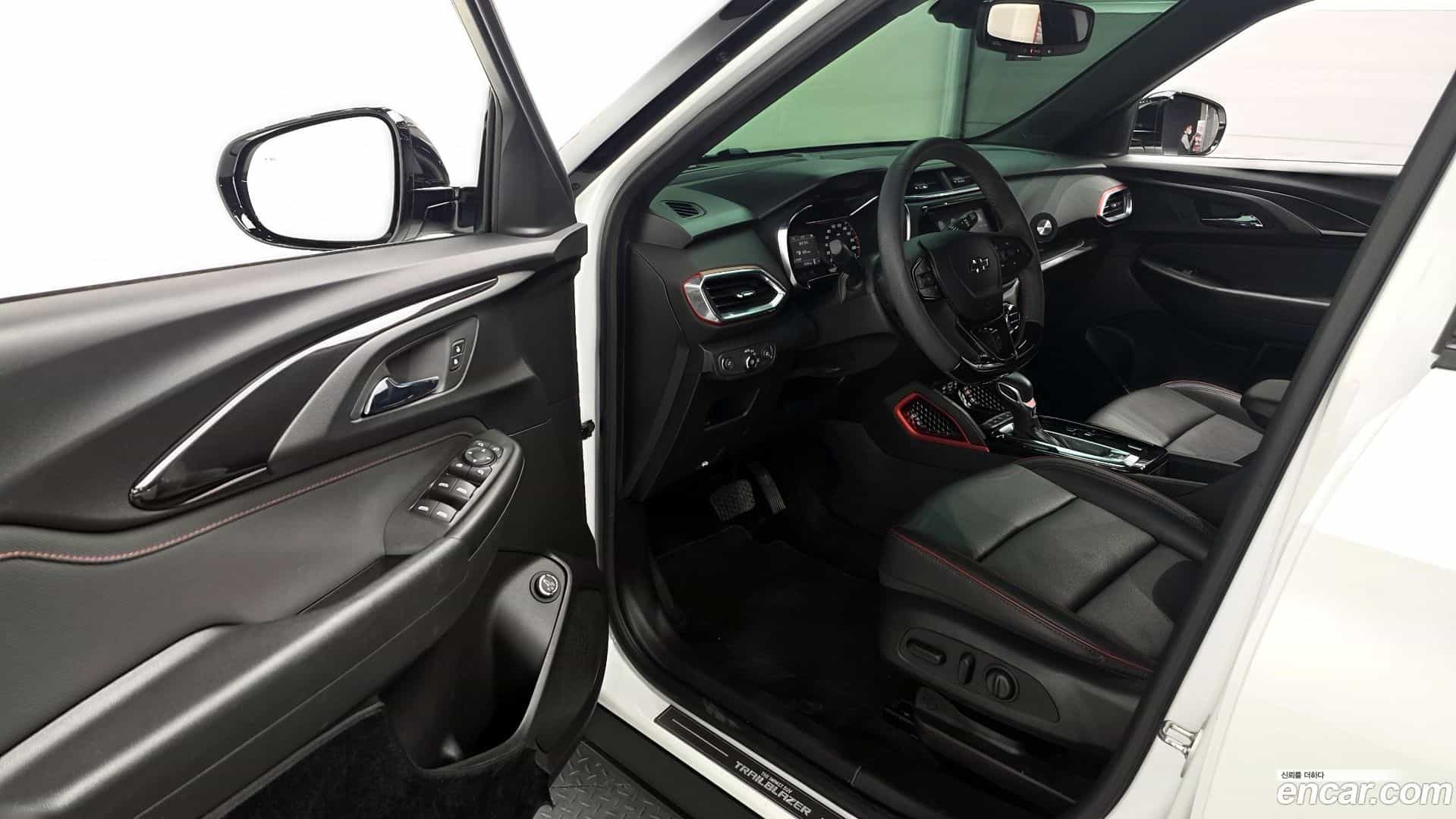 Trailblazer Chevrolet 2021.2-INNER-010