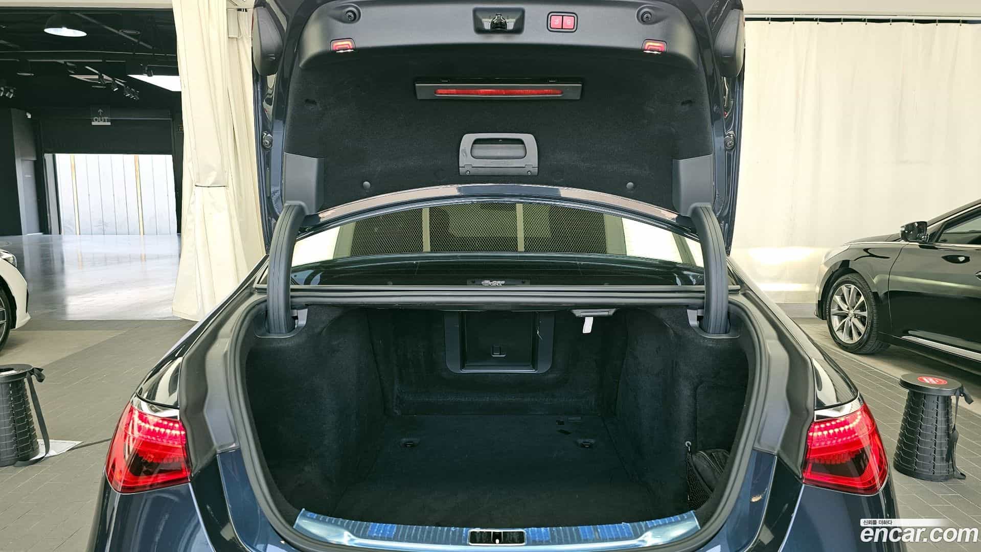 S-Class Mercedes-Benz 2021.6-OPTION-024