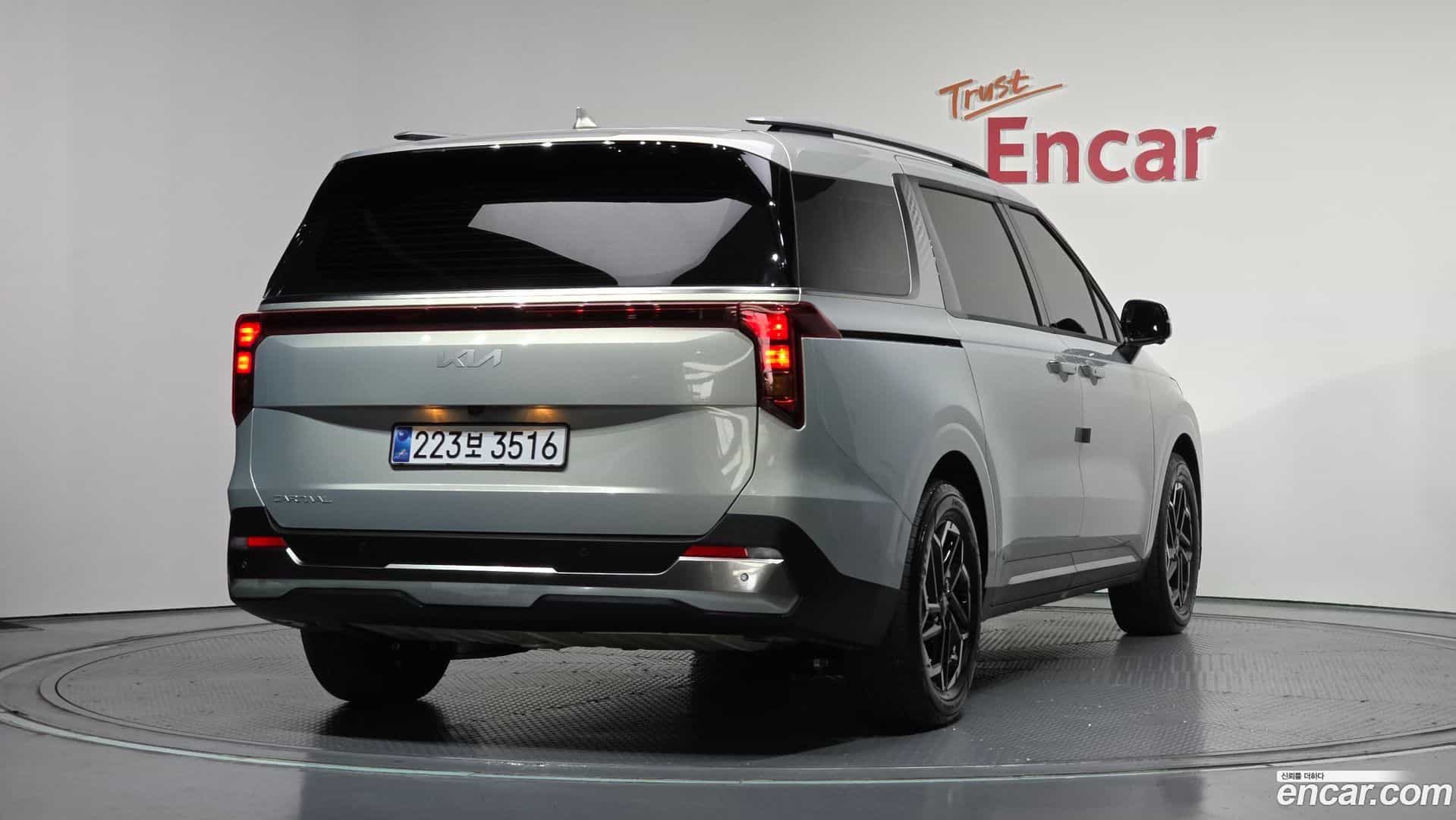 Canival Kia 2025.7-OUTER-002