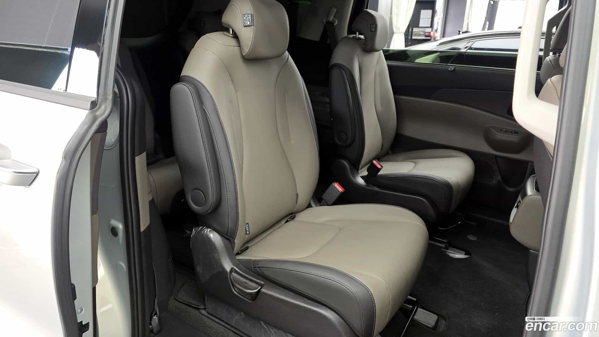 Canival Kia 2025.7-OPTION-016