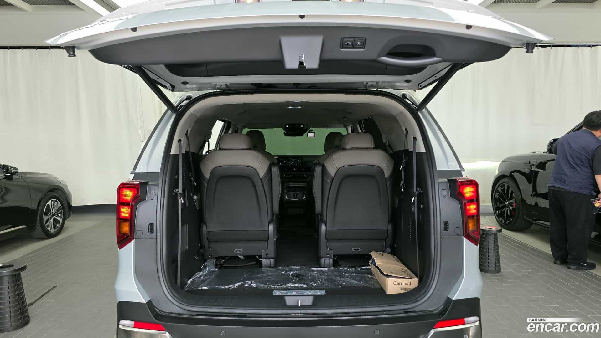 Canival Kia 2025.7-OPTION-024