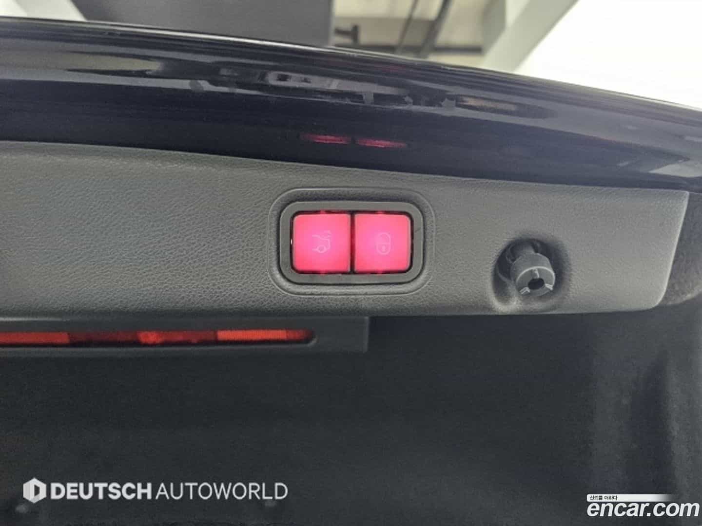 E-Class Mercedes-Benz 2021.10-OPTION-024