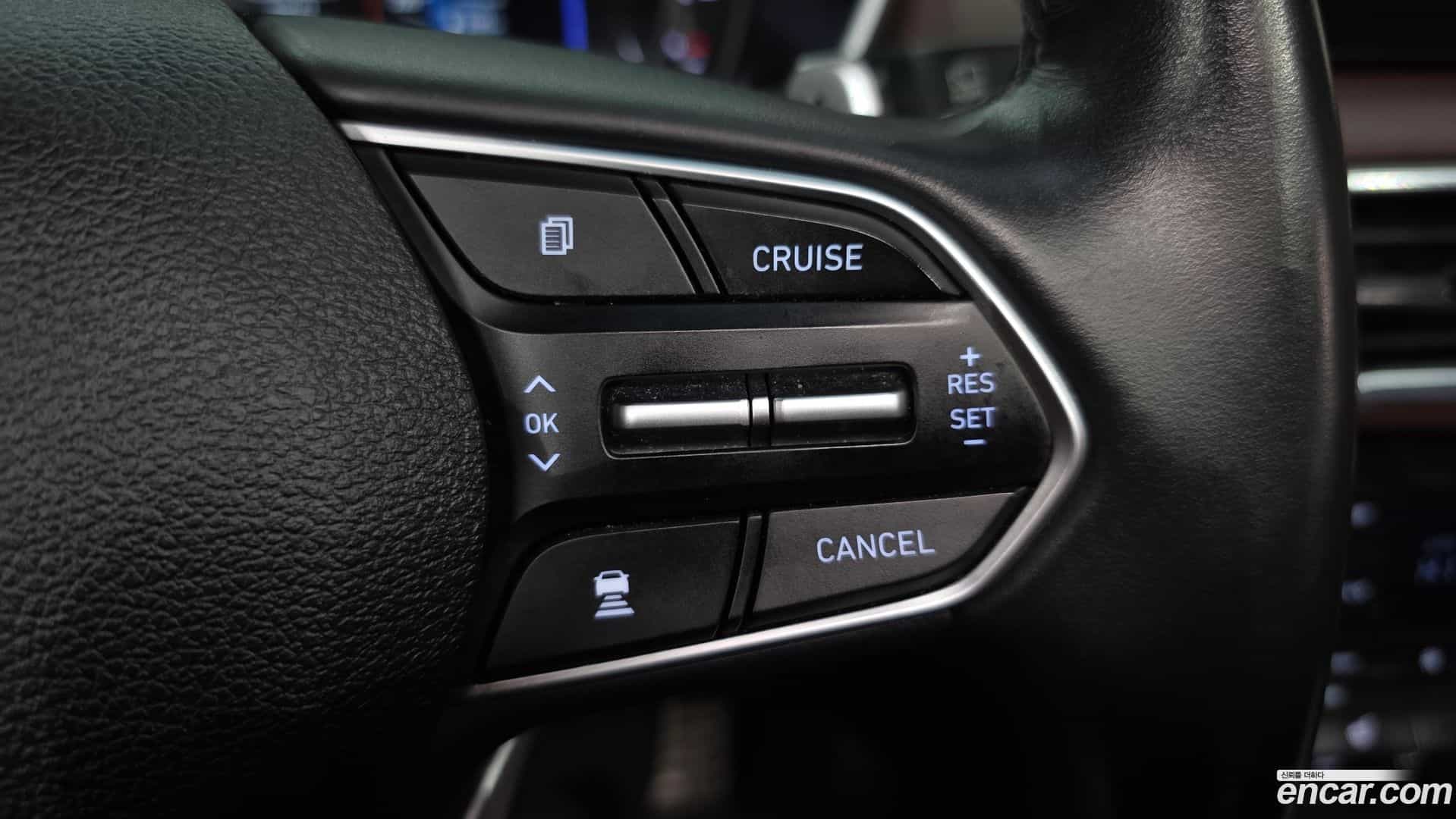 Santafe Hyundai 2018.7-OPTION-022