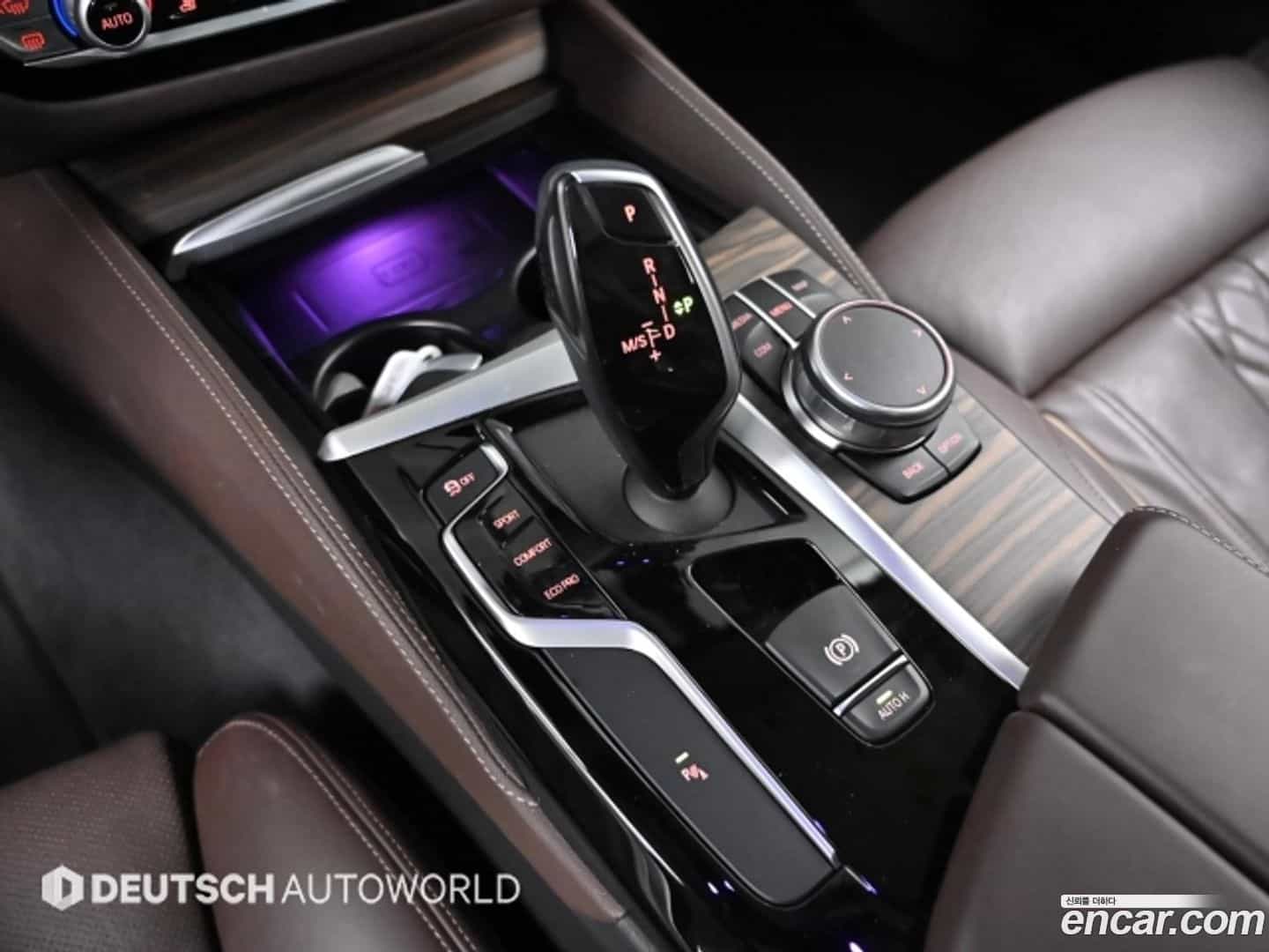 5-Series BMW 2019.8-INNER-009