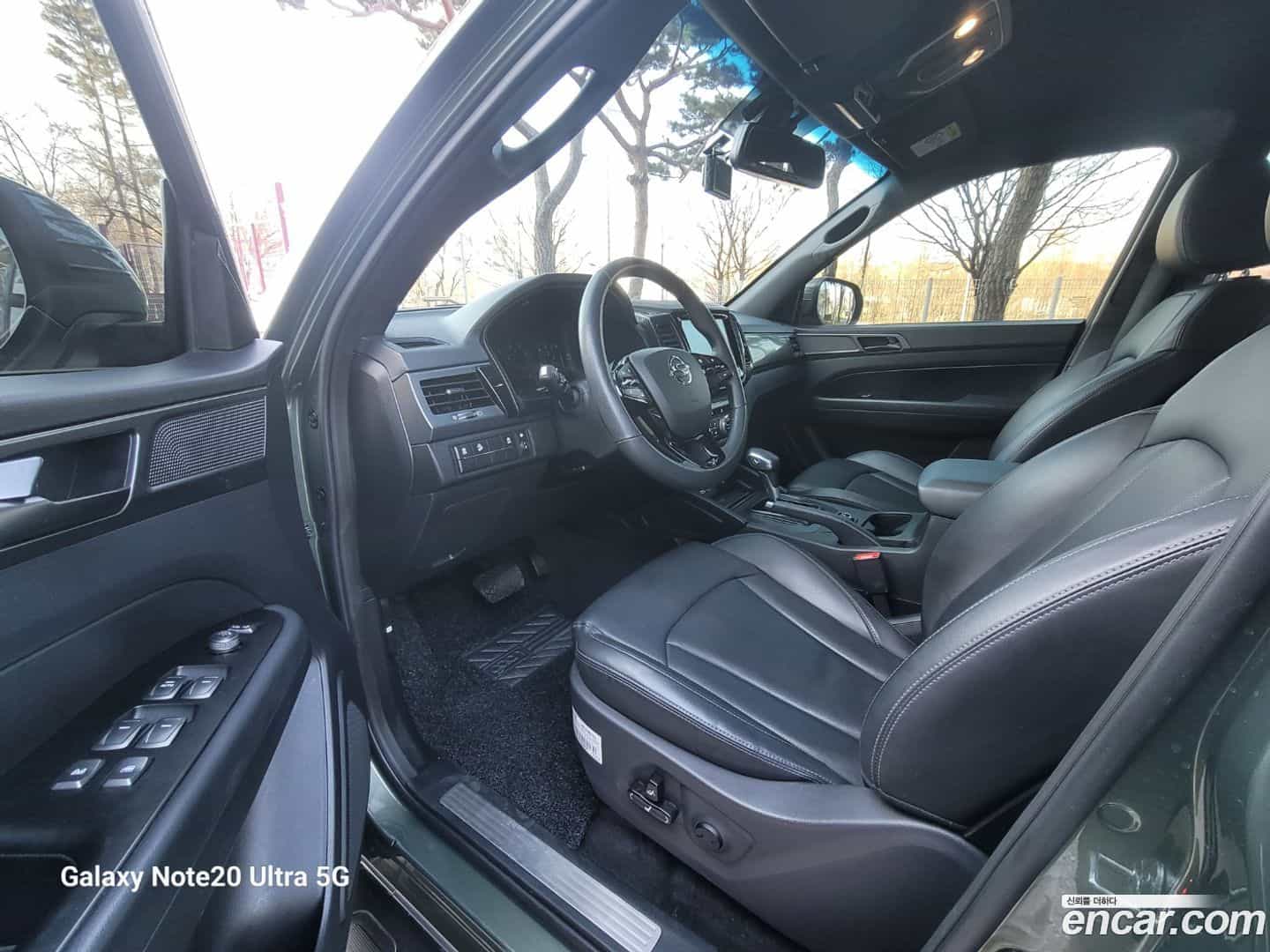 Rexton KG Mobility 2022.4-INNER-008