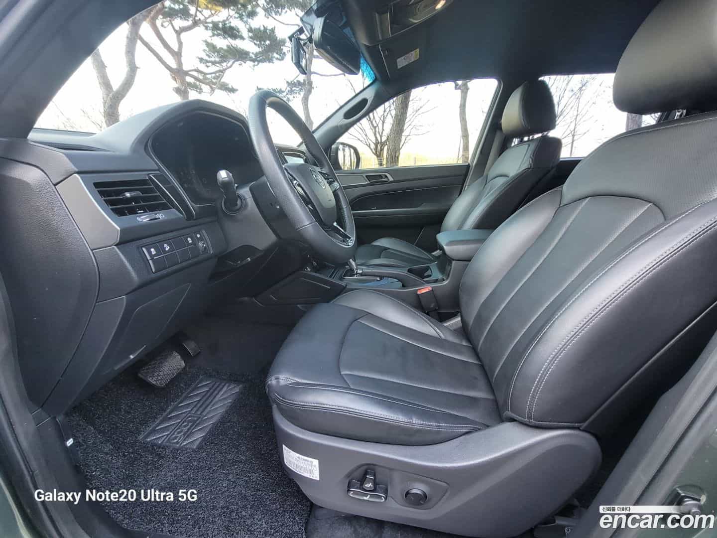 Rexton KG Mobility 2022.4-INNER-009
