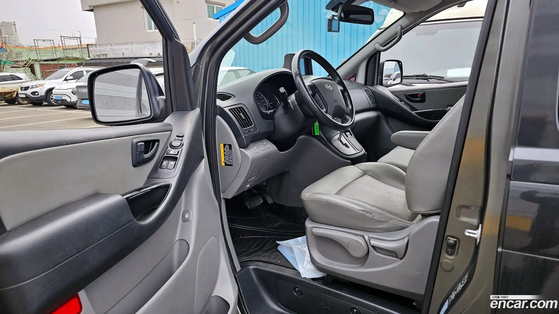 Starex Hyundai 2015.10-OPTION-016