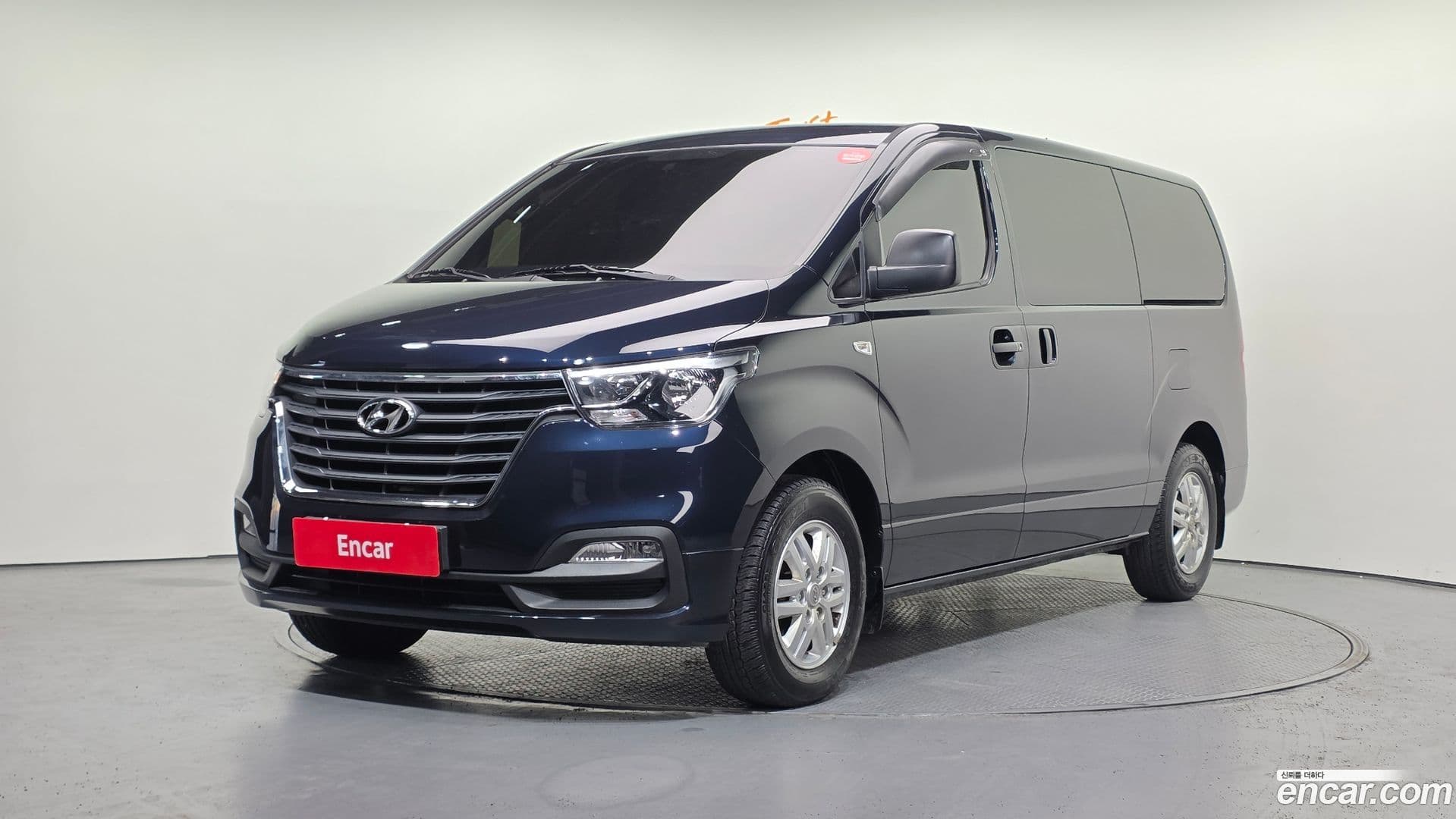 Main__Slider__Photo:Starex Hyundai 2019.6-0