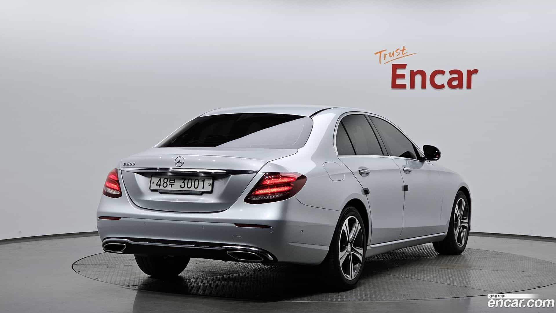 E-Class Mercedes-Benz 2017.2-OUTER-002