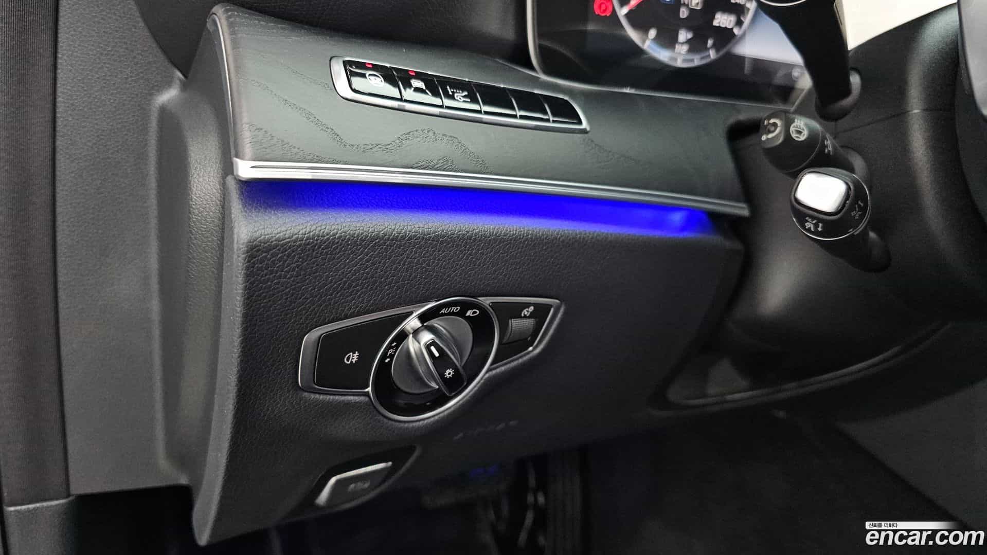 E-Class Mercedes-Benz 2017.2-OPTION-022