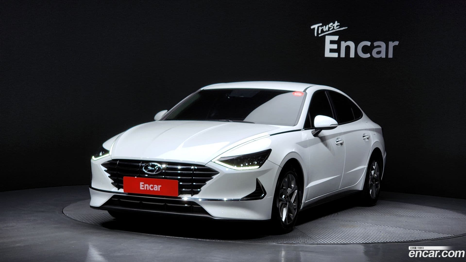 Main__Slider__Photo:Sonata Hyundai 2020.9-0