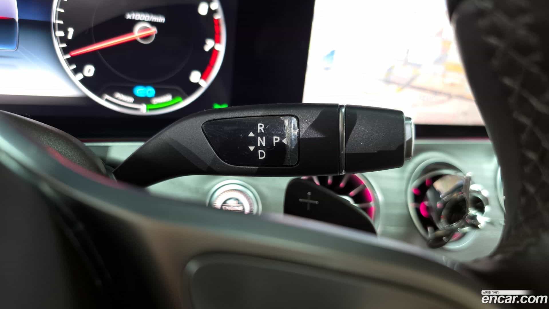 CLS-Class Mercedes-Benz 2020.4-INNER-009