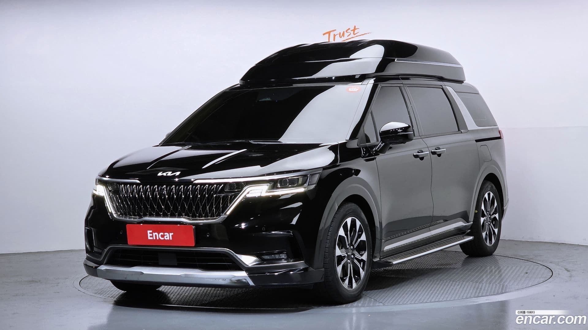 Main__Slider__Photo:Canival Kia 2022.1-0