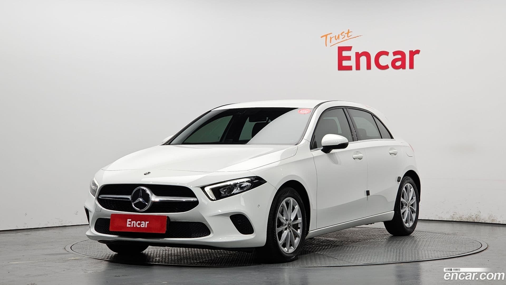 Main__Slider__Photo:A-Class Mercedes-Benz 2019.9-0